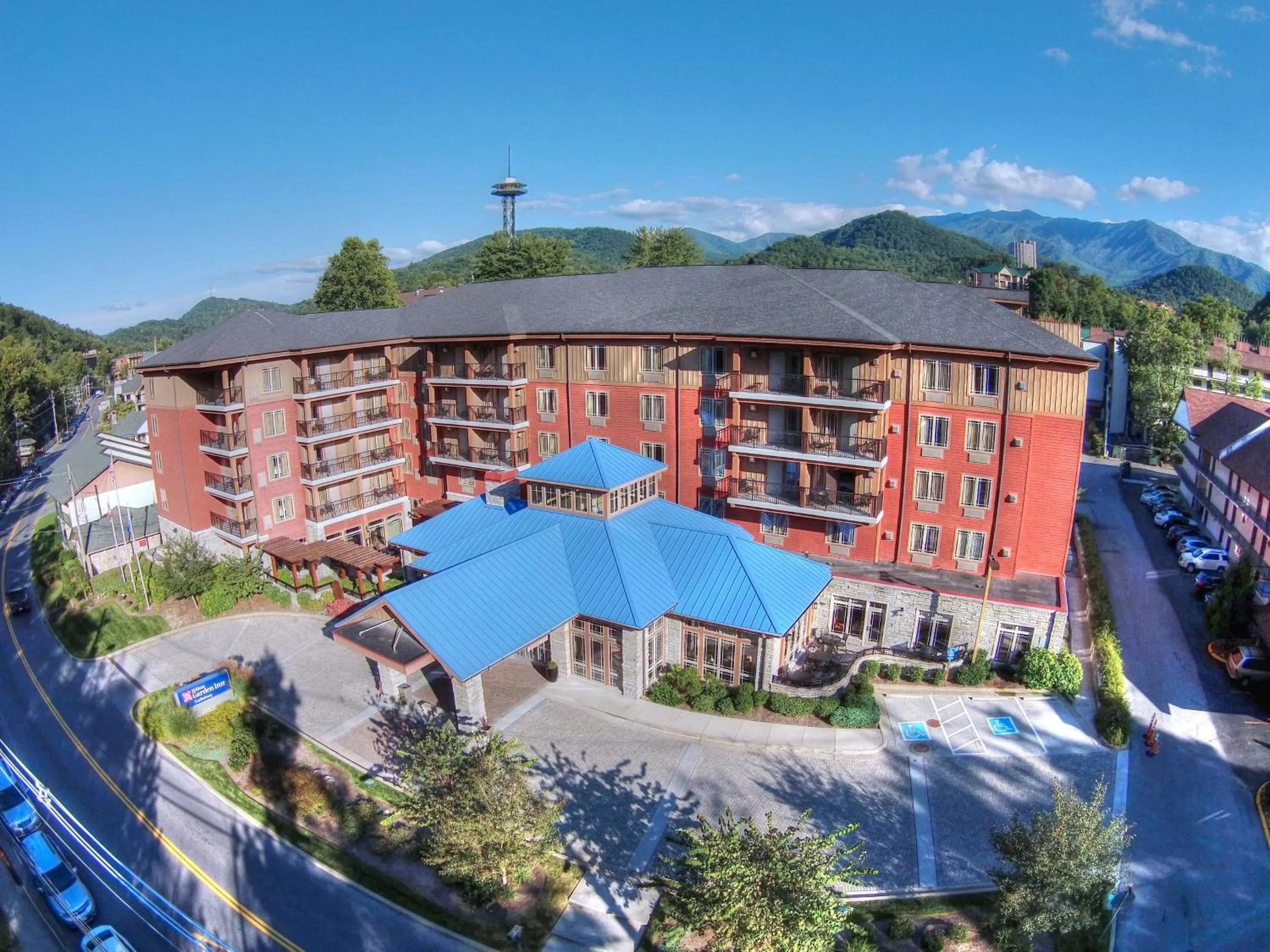 Property building in Hilton Garden Inn Gatlinburg