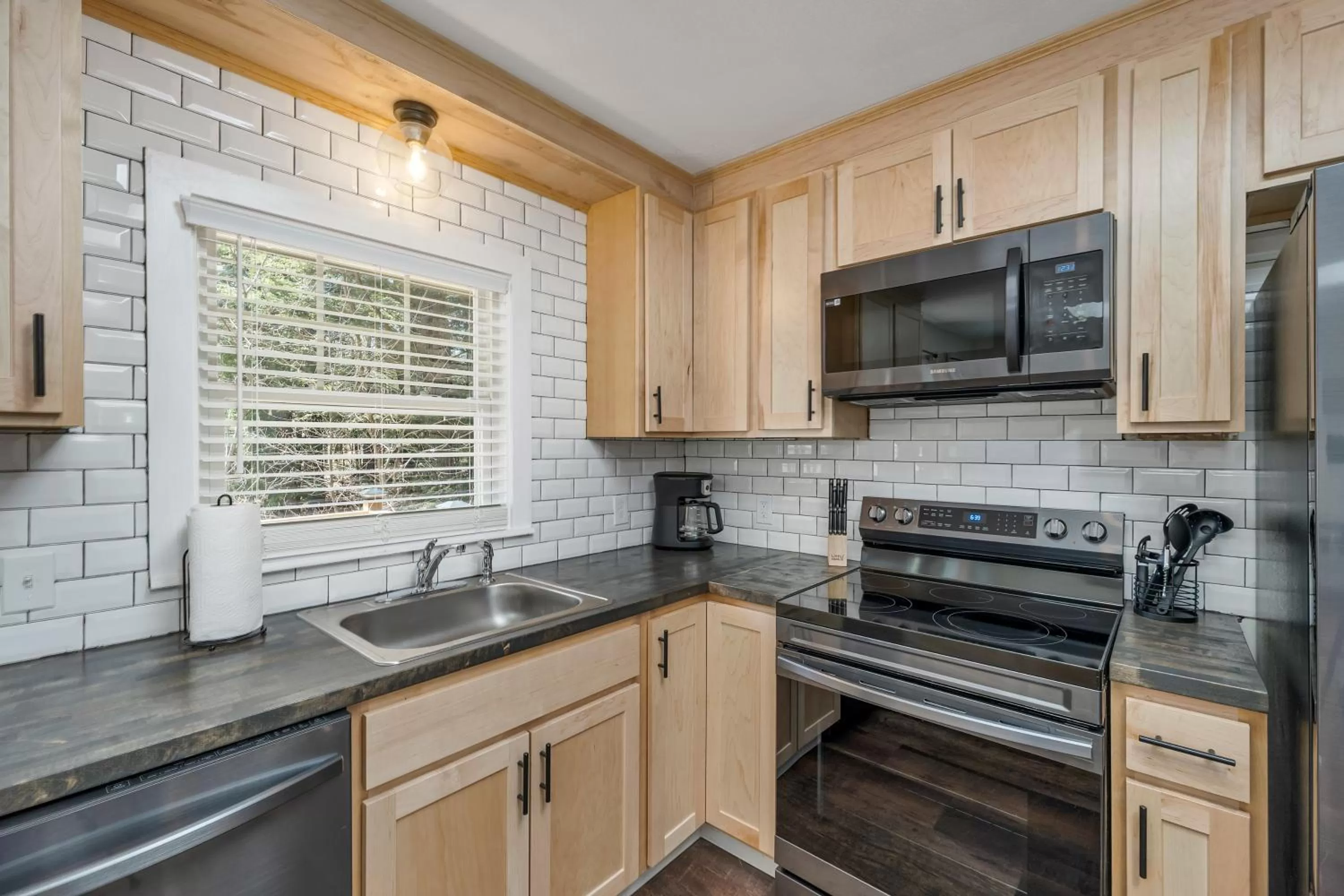 dishwasher in The Inn & More