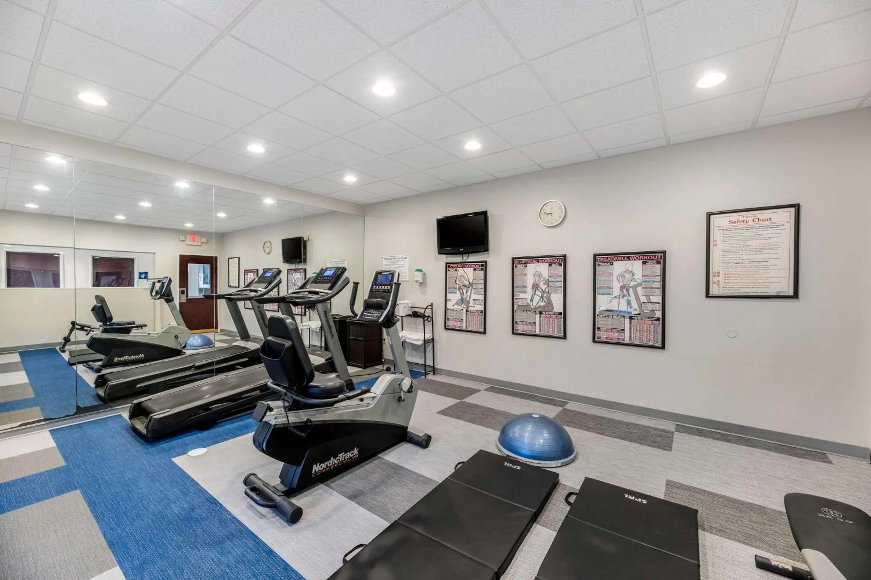 Fitness centre/facilities in Comfort Inn & Suites Andrews