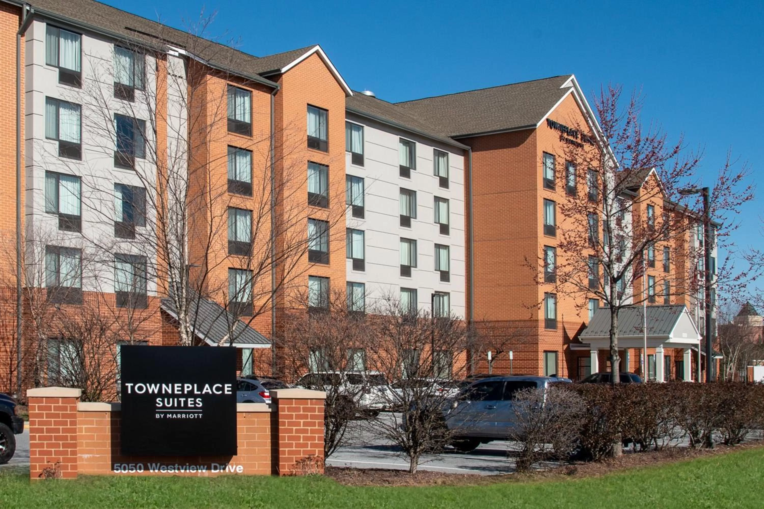 Property building in TownePlace Suites by Marriott Frederick