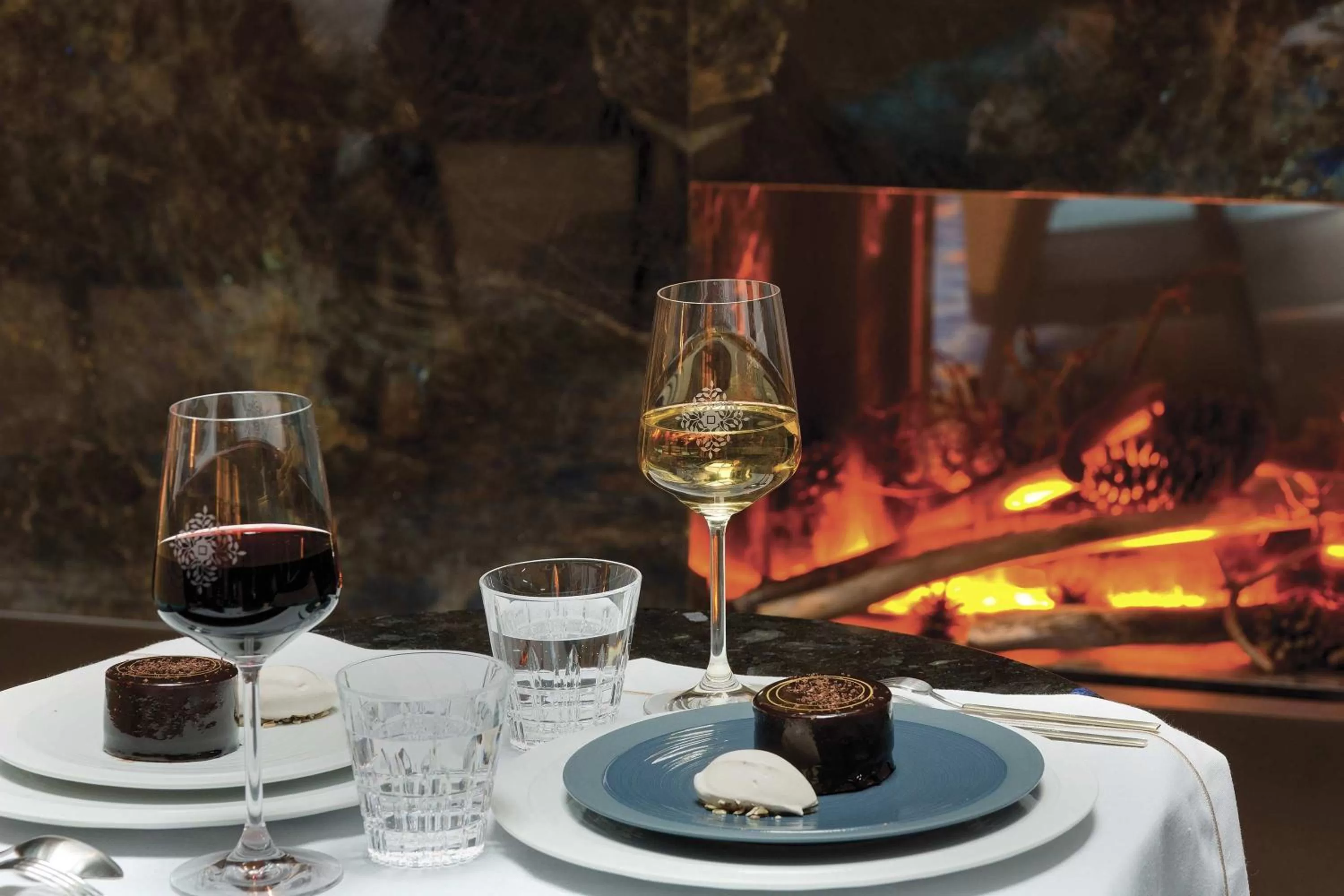 Restaurant/places to eat in La Demeure Montaigne