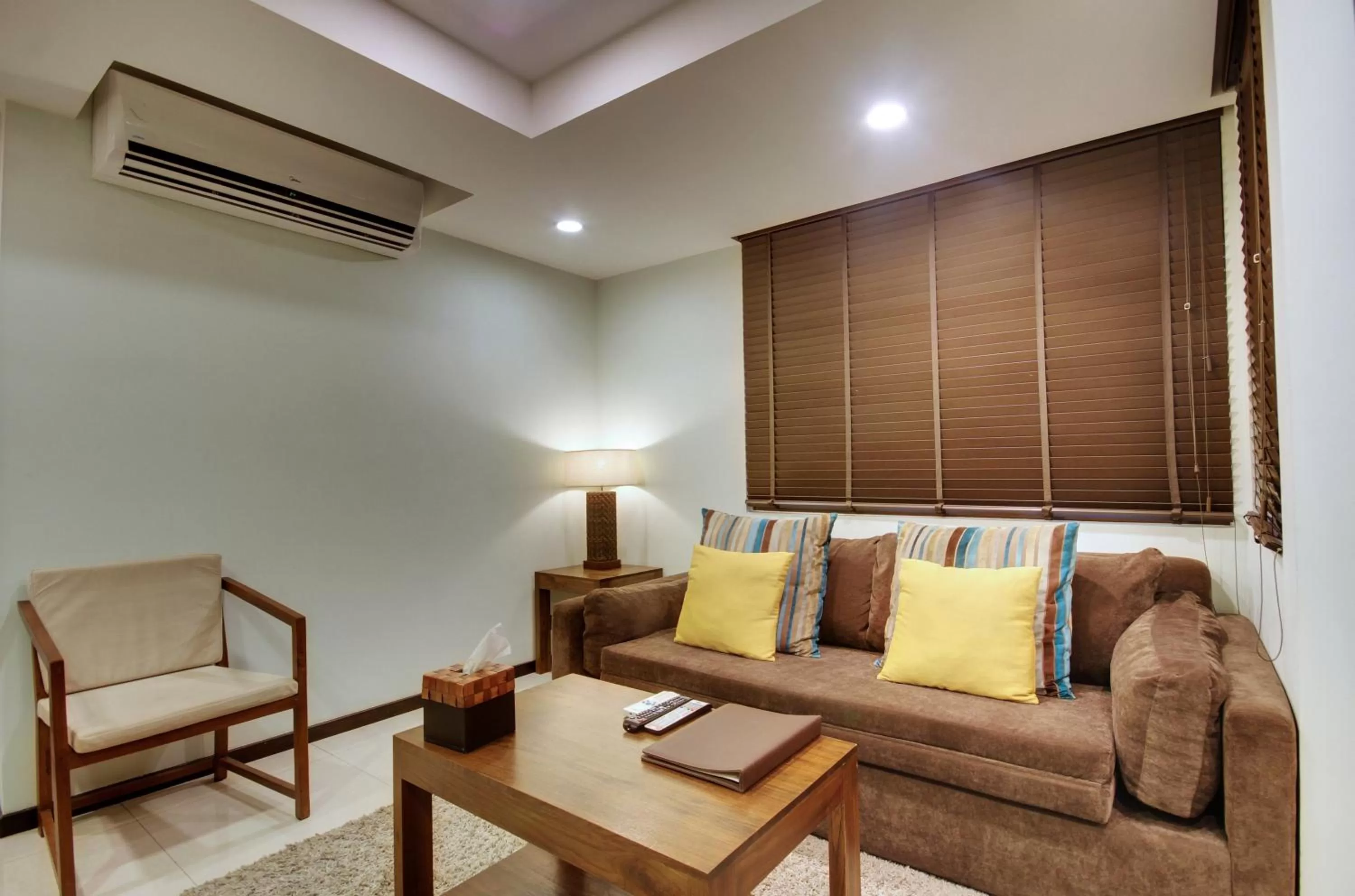 Living room in The Somerset Hotel