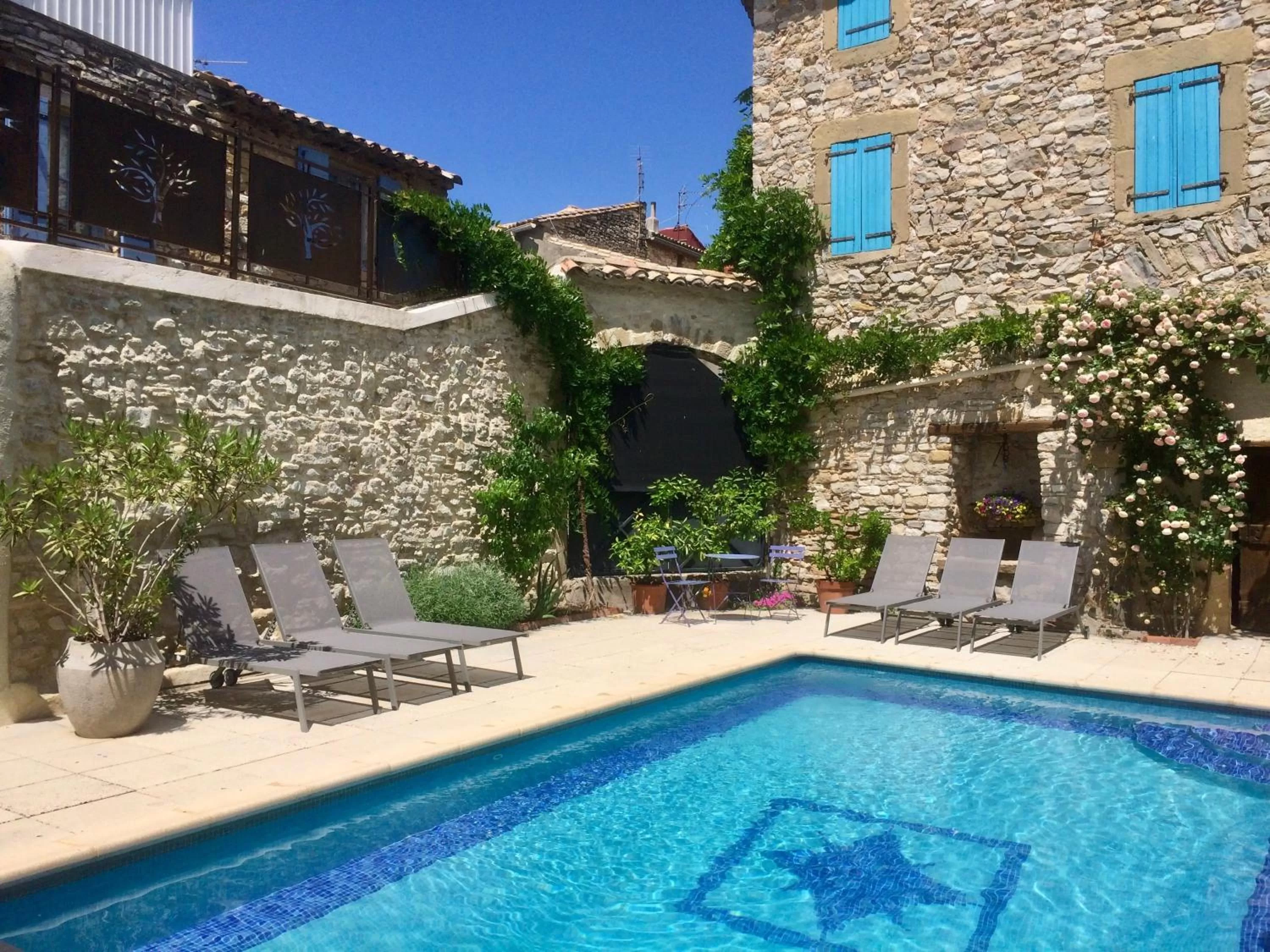 Patio in L'Autre Maison