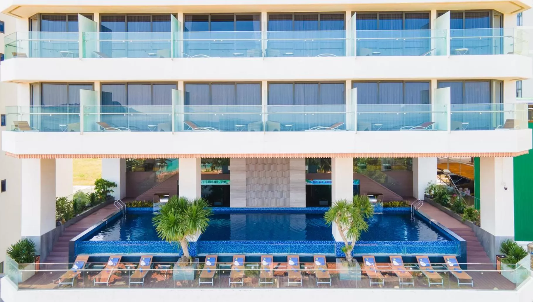 Property building in Queen Ann Nha Trang Hotel