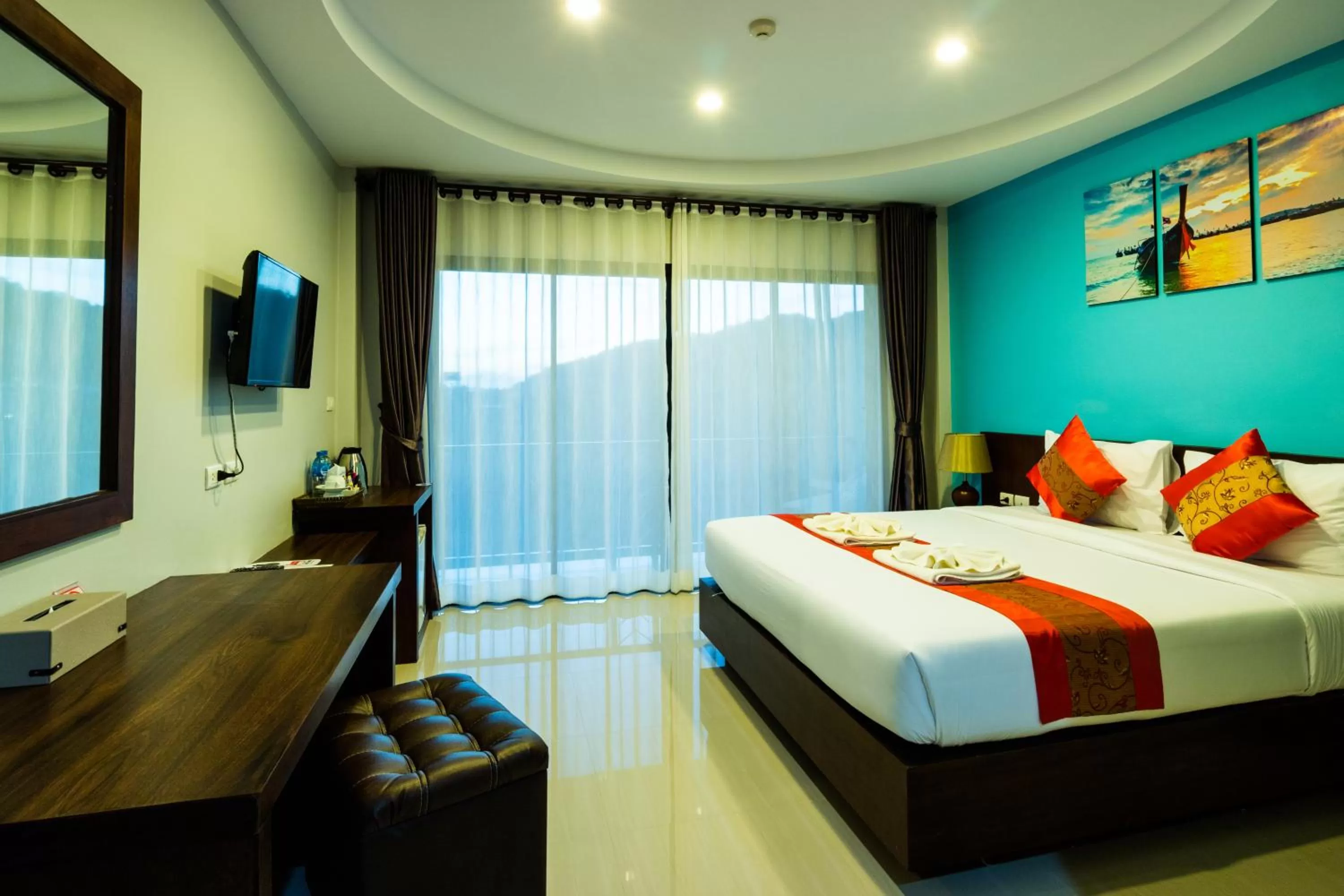Photo of the whole room, Bed in Andaman Pearl Resort