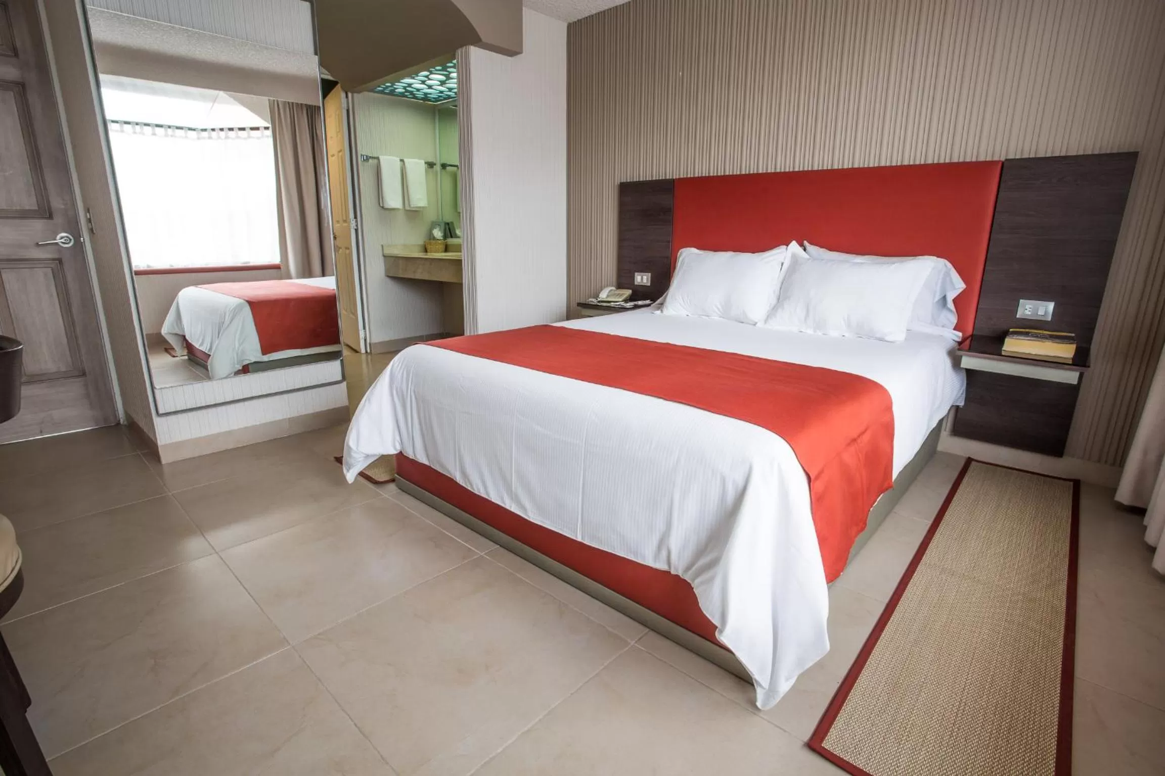 Bed in Hotel Puente Real