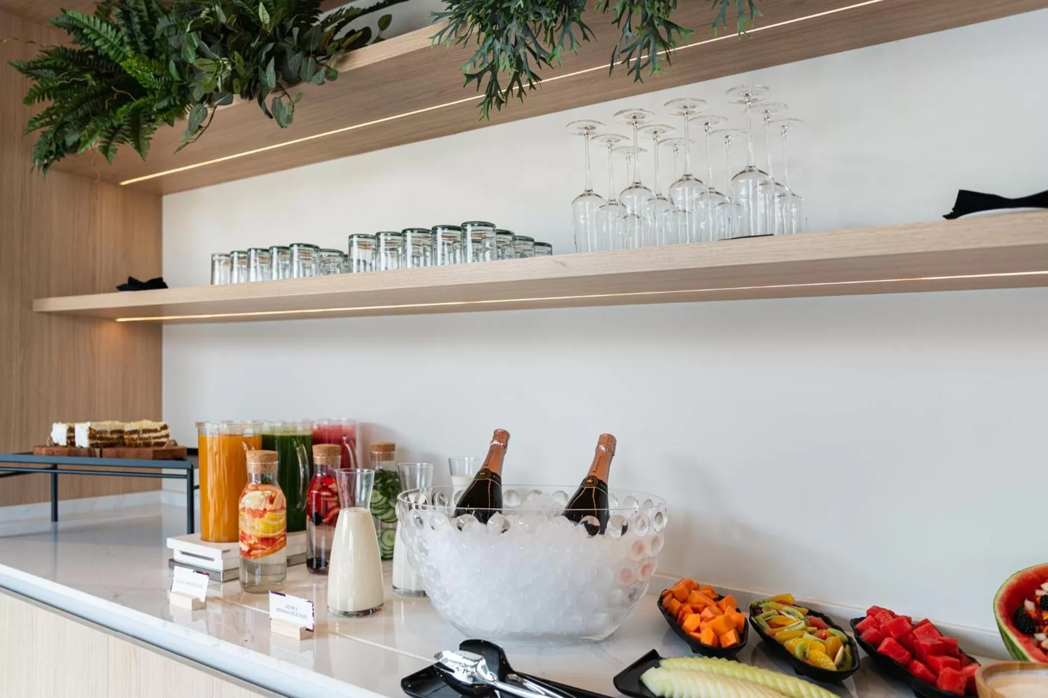 Breakfast in Hotel LIVVO Lumm