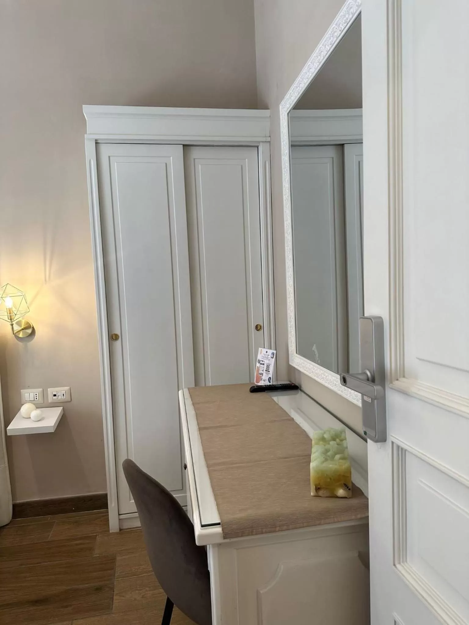 hair dresser in B&B Partenopeo