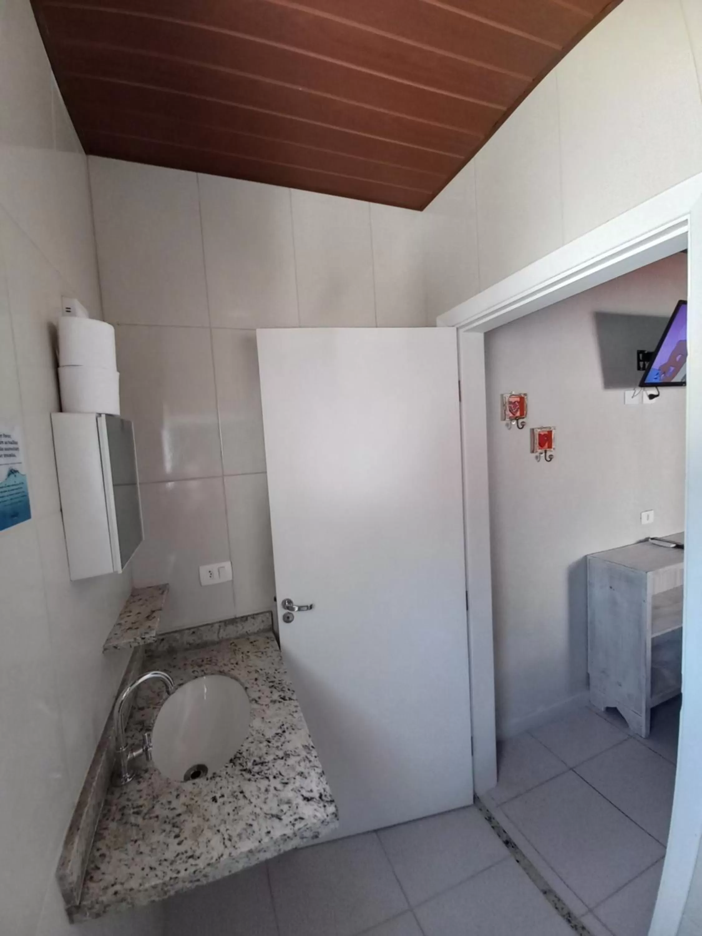 Bathroom in Hotel e Pousada Pouso54