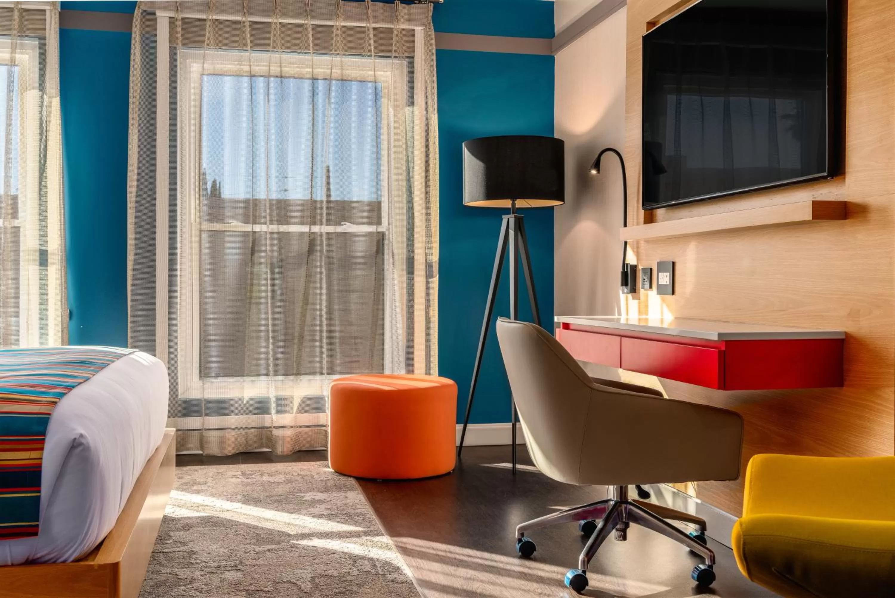 Seating area in Century Park Hotel LA