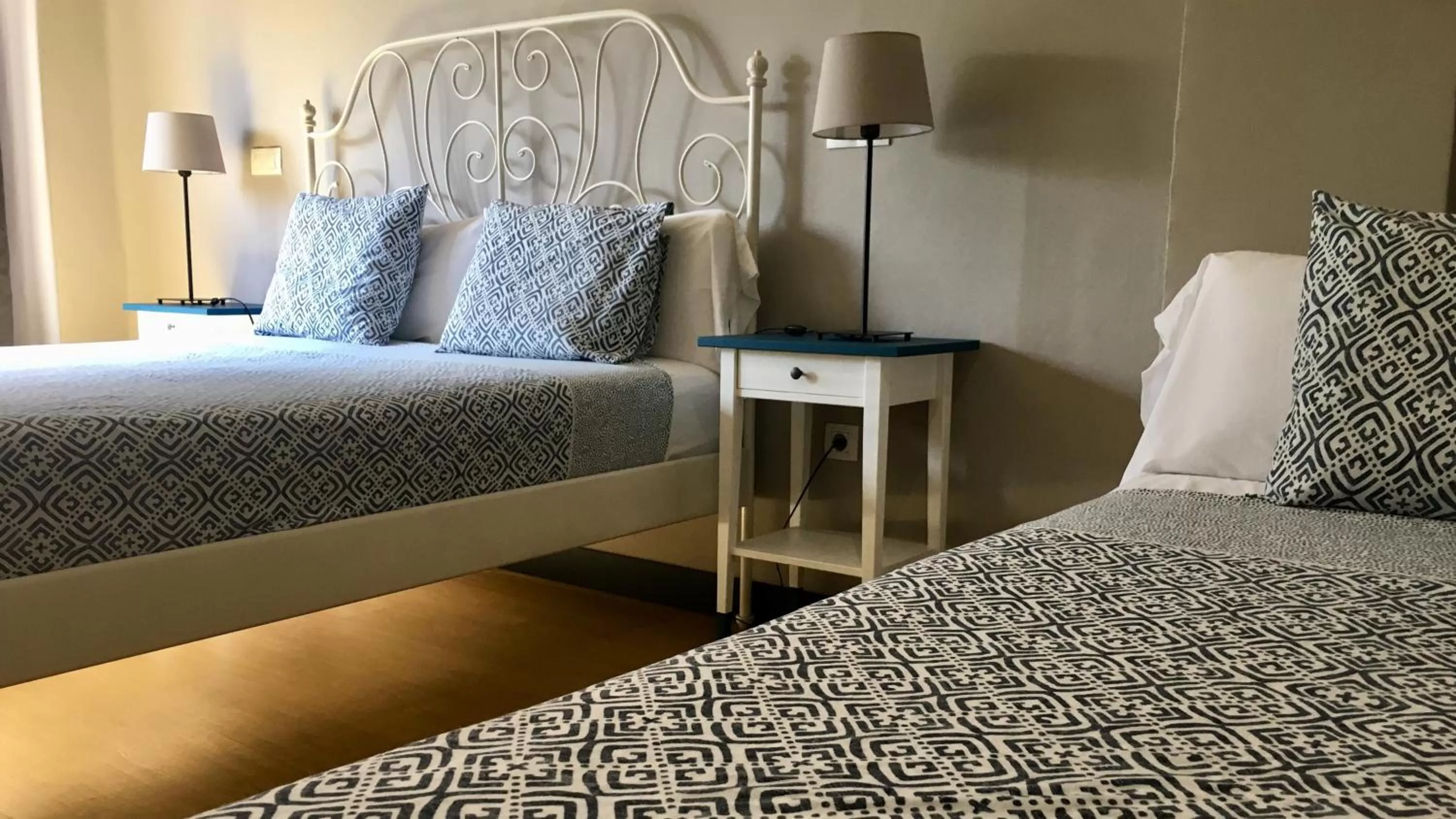 Bed in MD Modern Hotel - Jardines