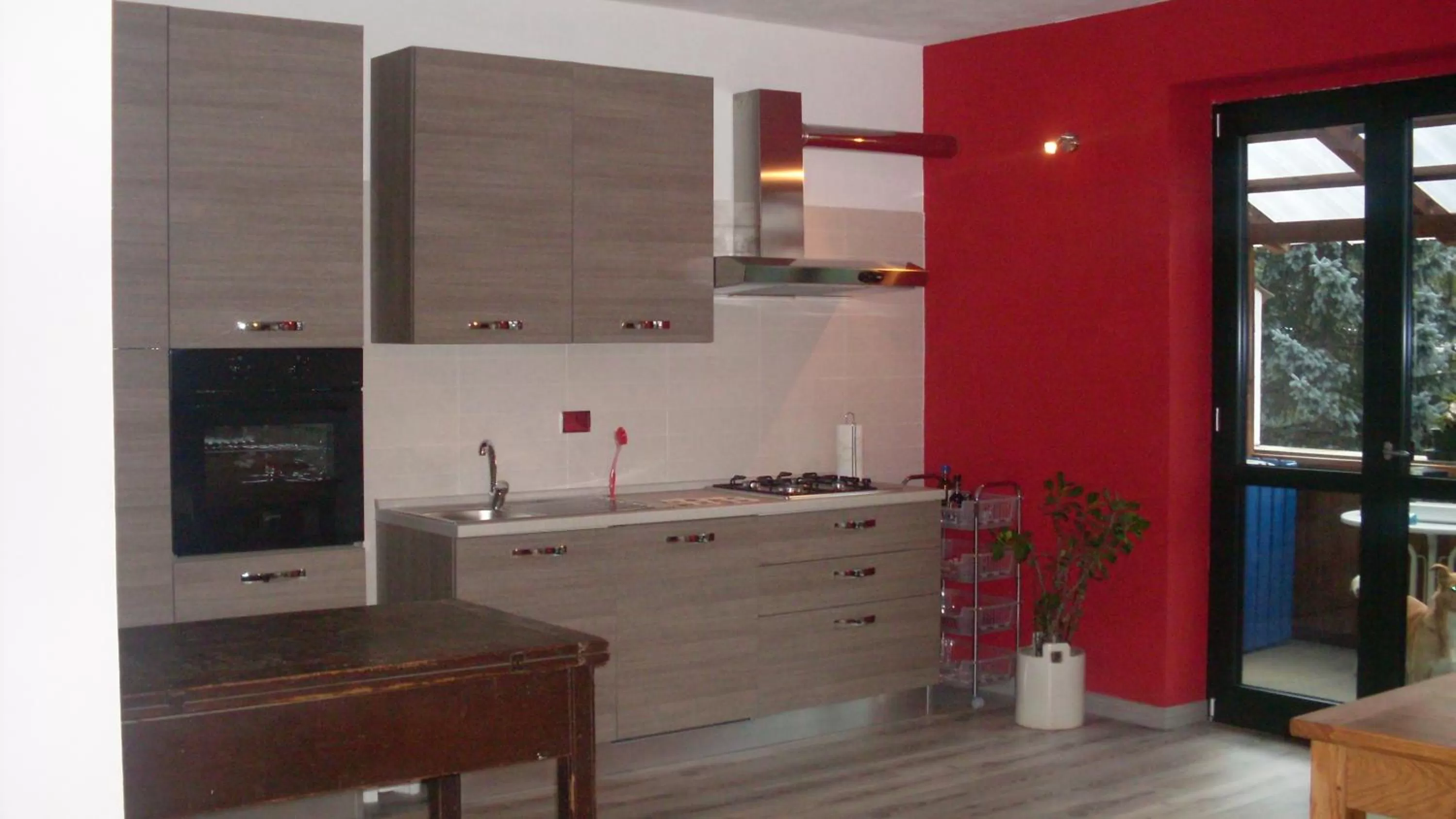 Communal kitchen in B&B Valle Orco