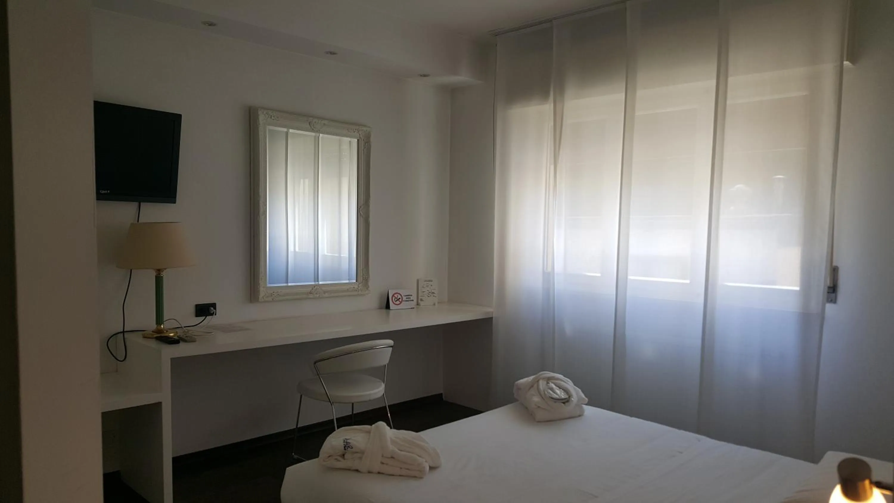 Bed in Hotel Cristallo