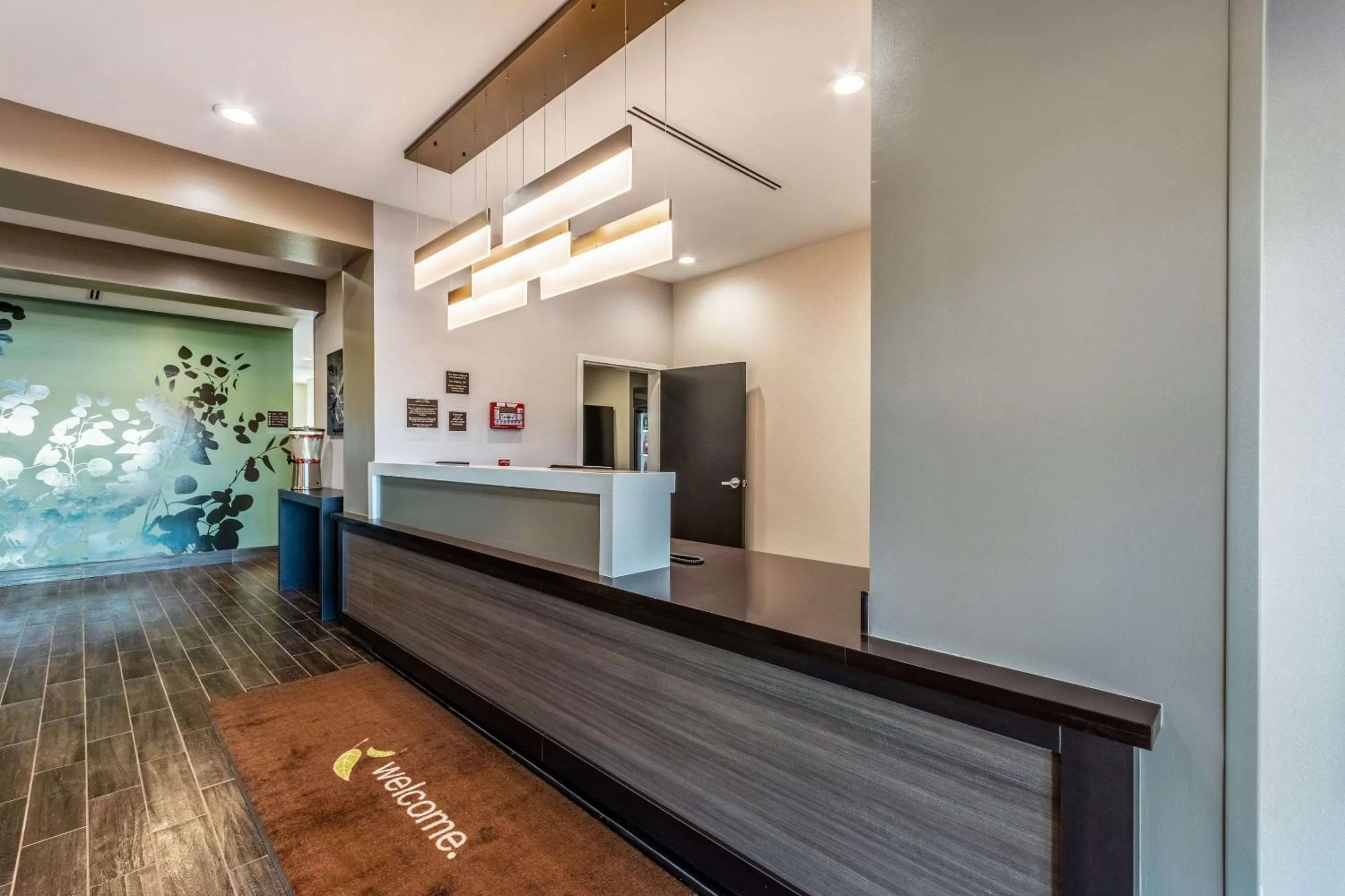 Lobby or reception in Sleep Inn & Suites Yukon Oklahoma City