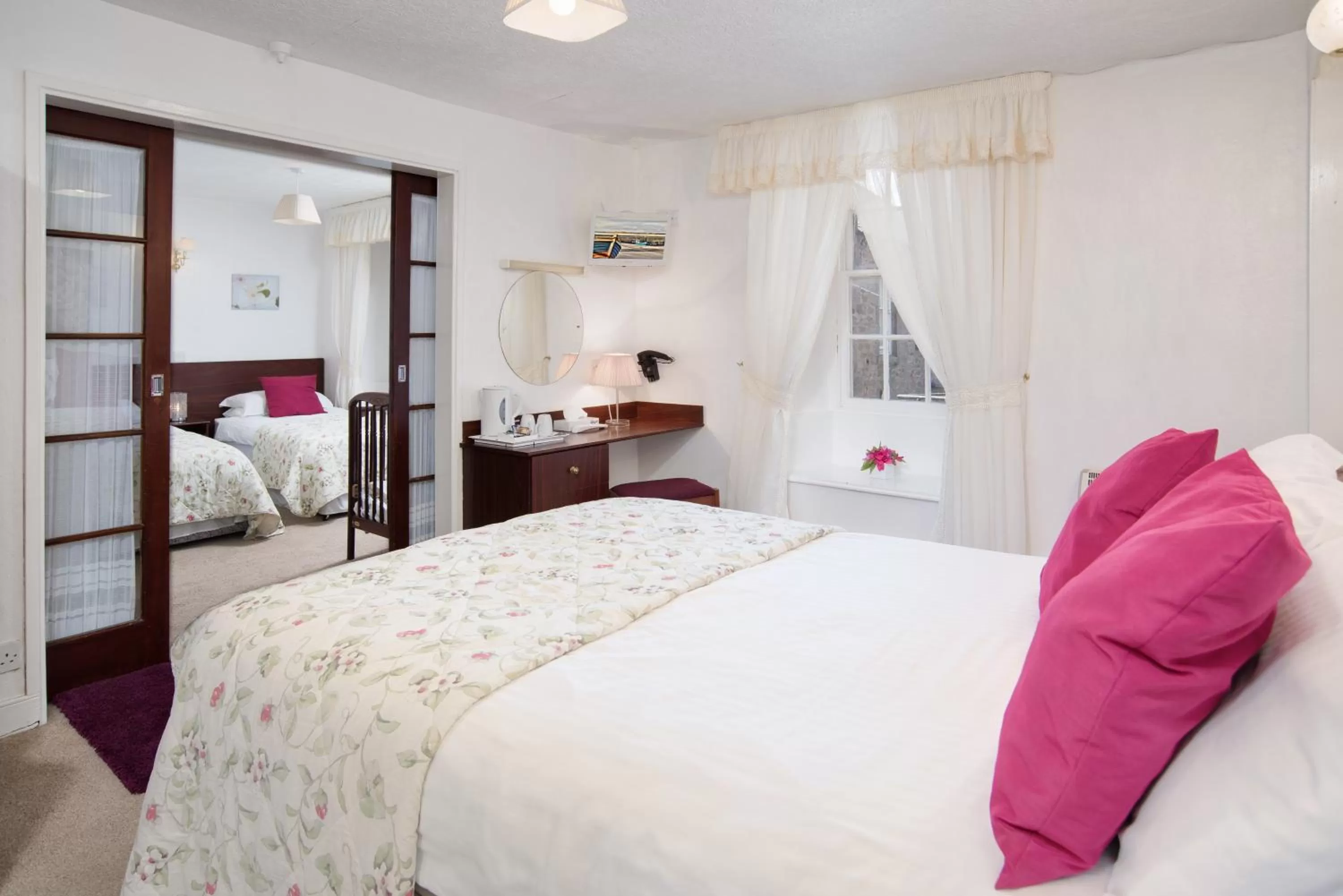 Tankerville Arms Hotel