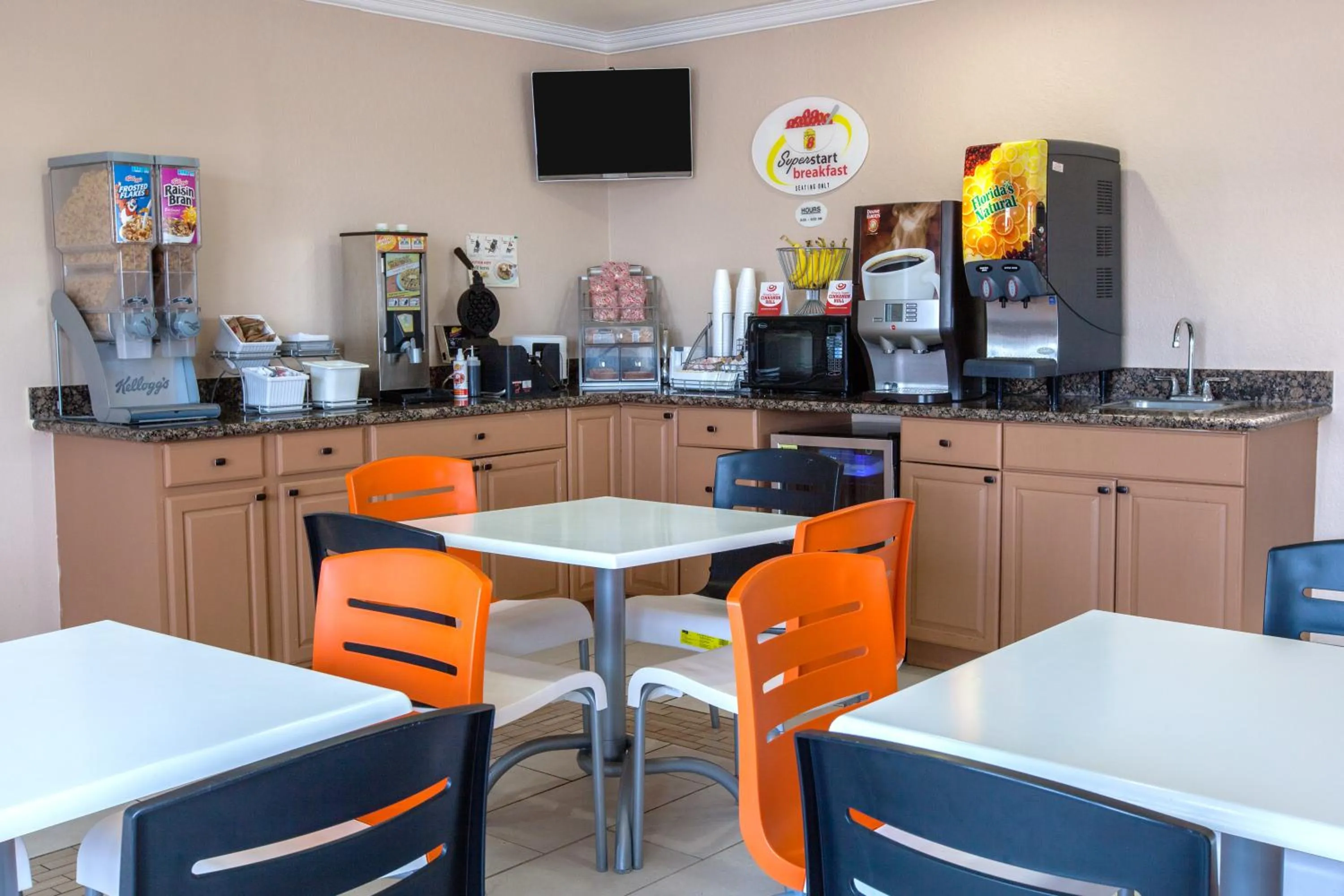 Breakfast in Super 8 by Wyndham Sherman