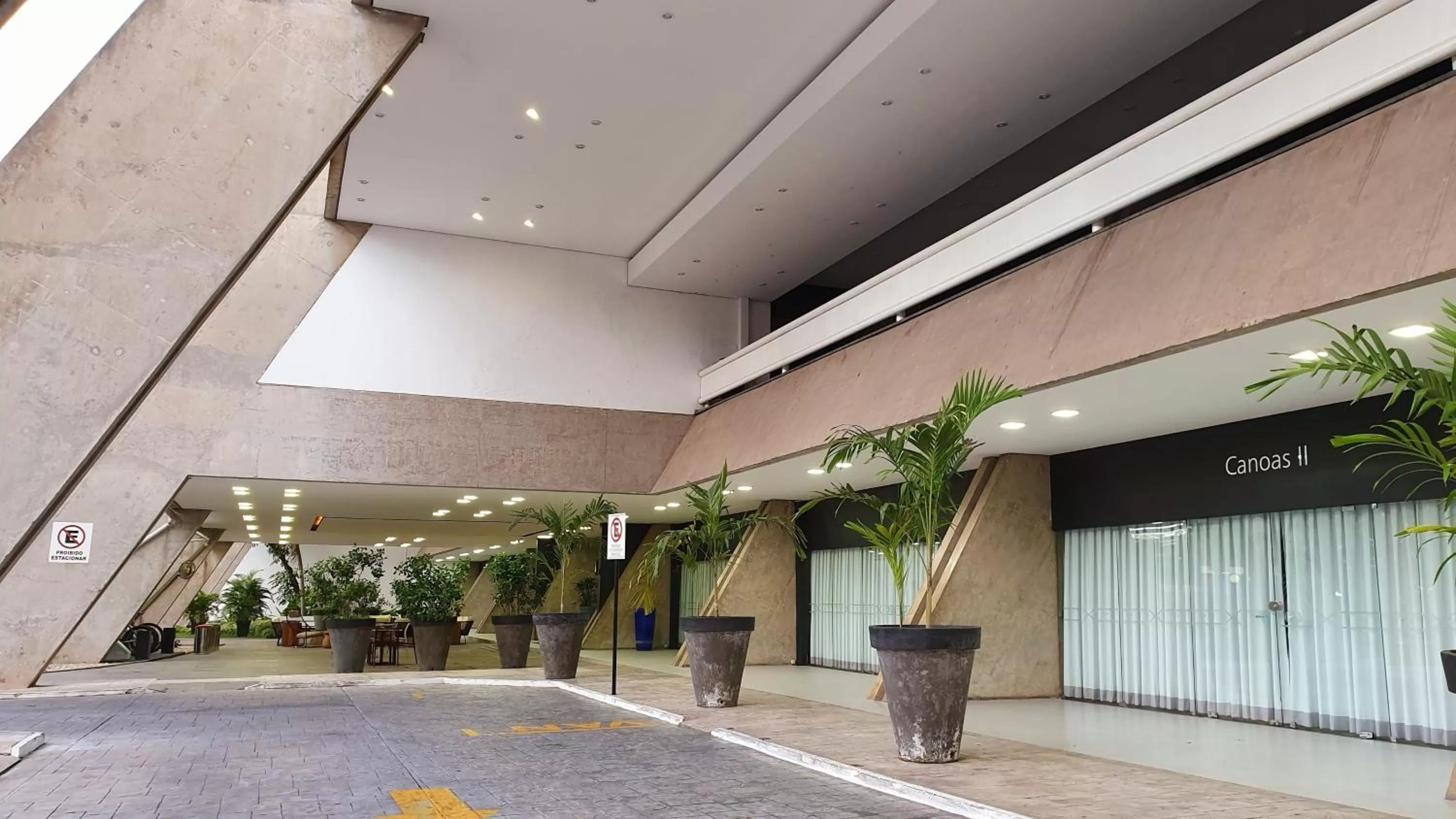 Facade/entrance in Blue Tree Towers Rio Poty