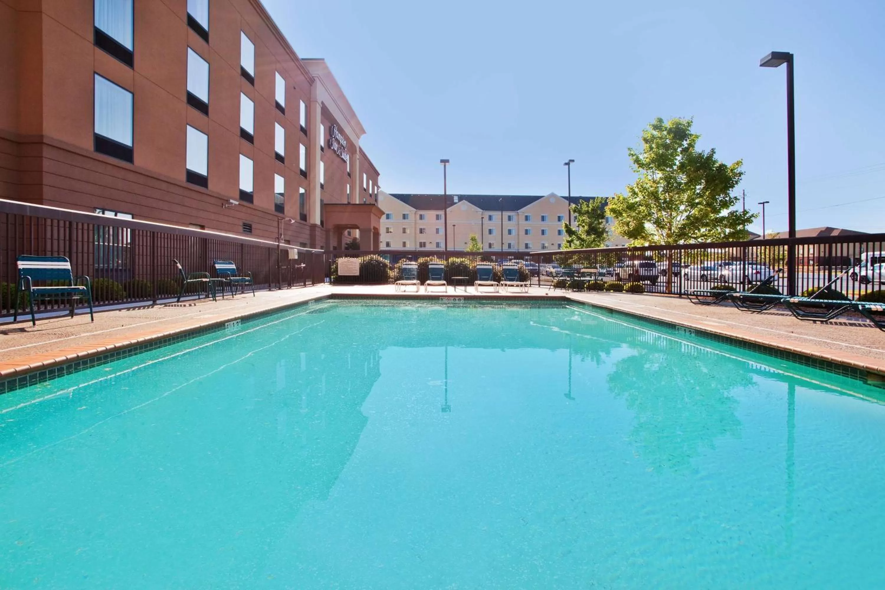 Pool view in Hampton Inn & Suites Oxford-Anniston