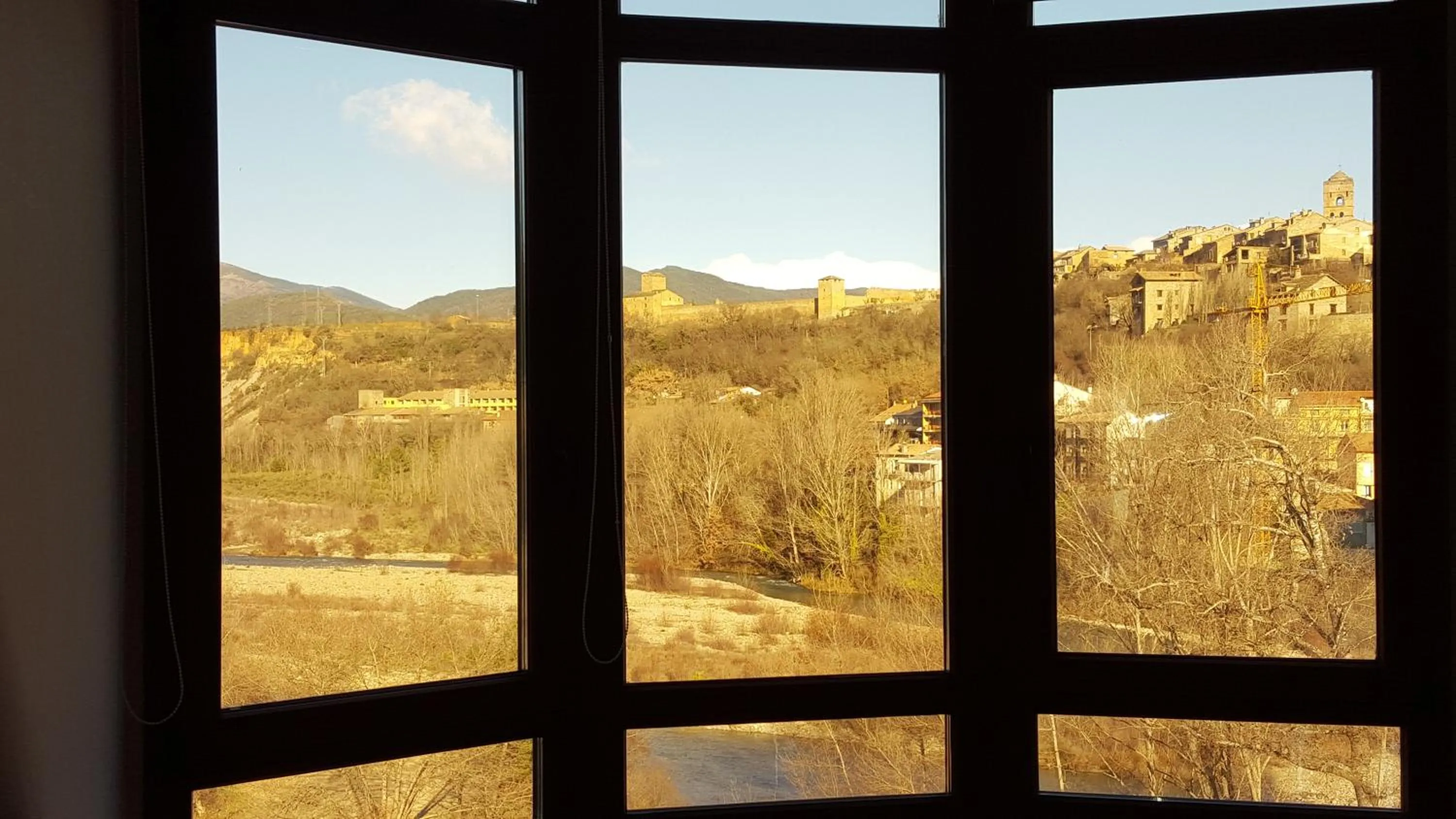 City view in Hotel Meson de L’Ainsa