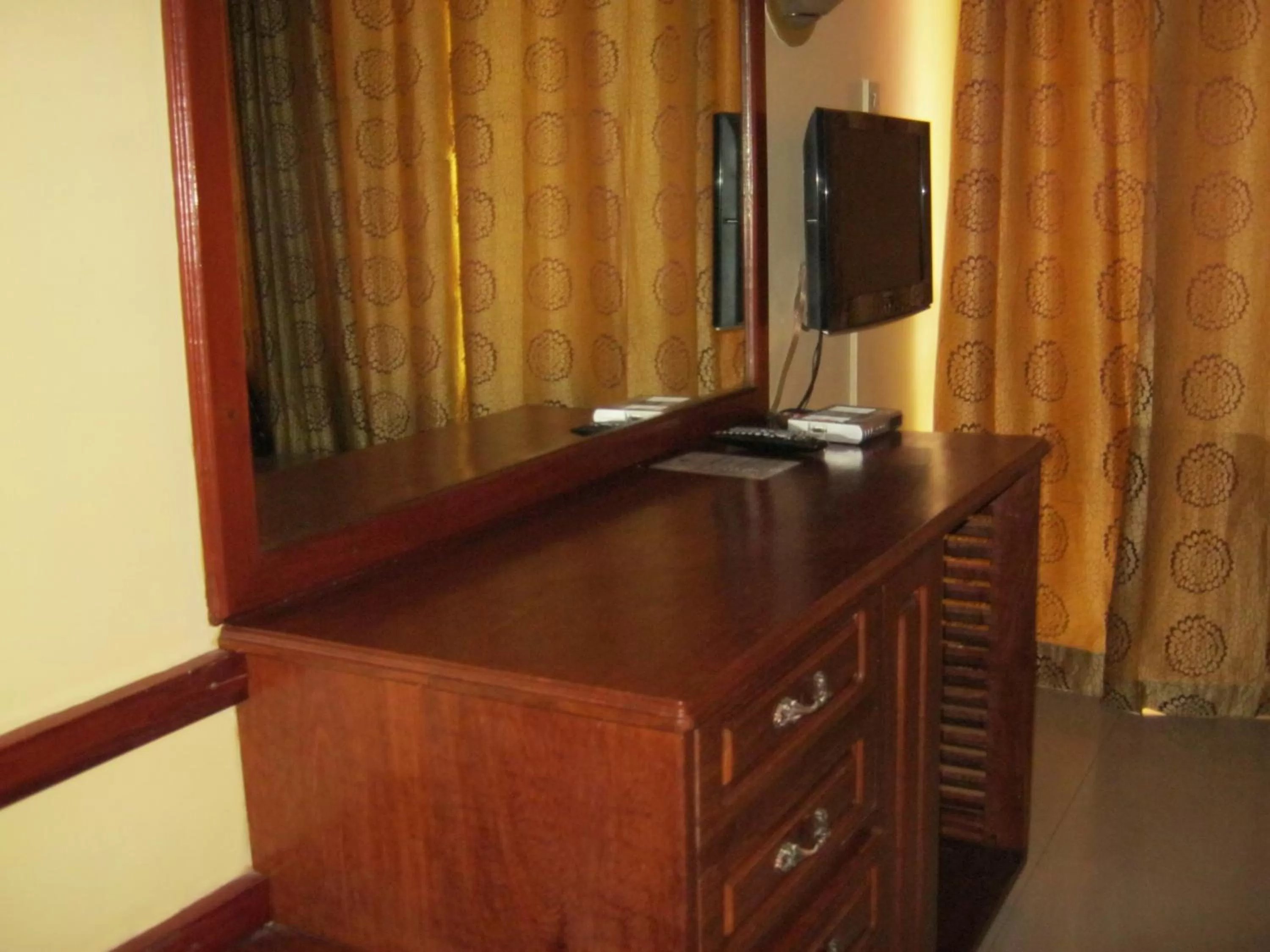 TV/Entertainment Center in Iris Hotel Dar Es Salaam