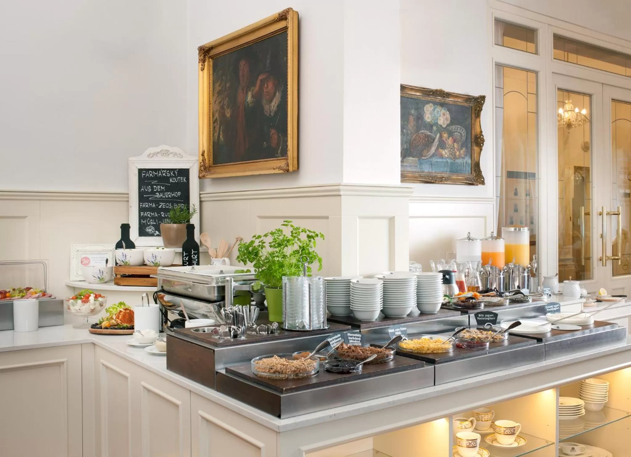 Buffet breakfast in Imperial Spa & Kurhotel