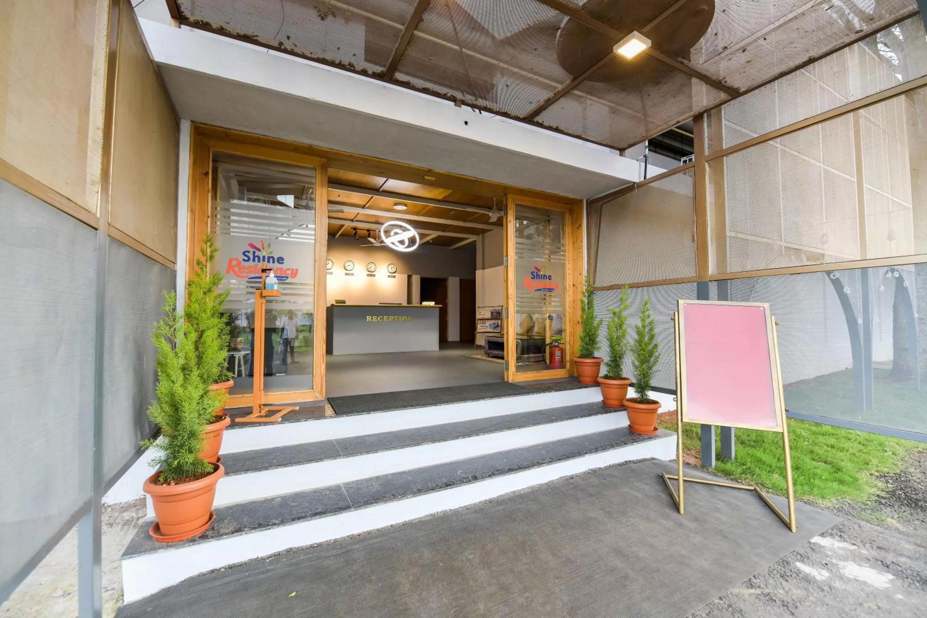 Facade/entrance in Shine Residency