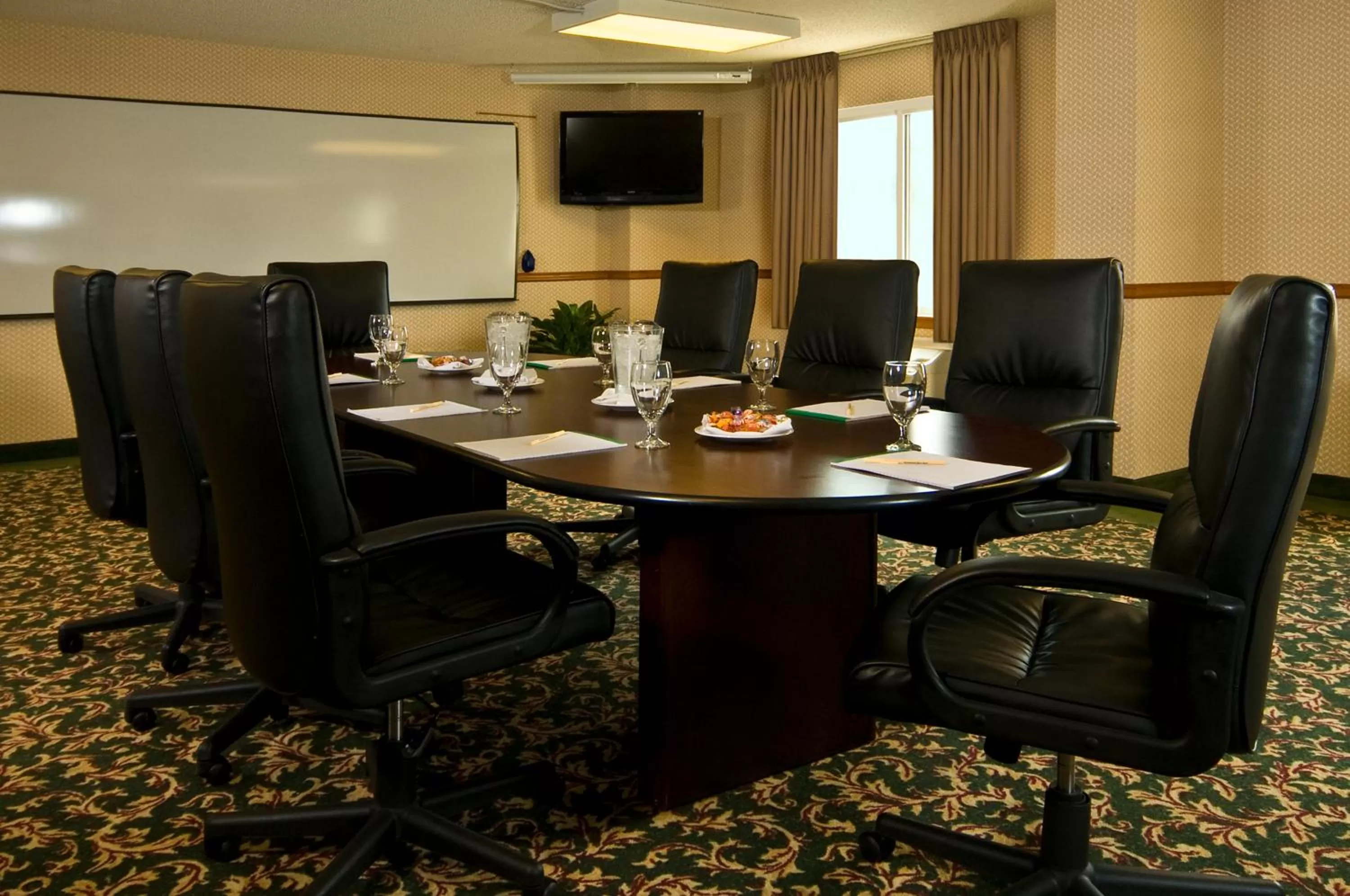 Business facilities in Meadowlands Plaza Hotel