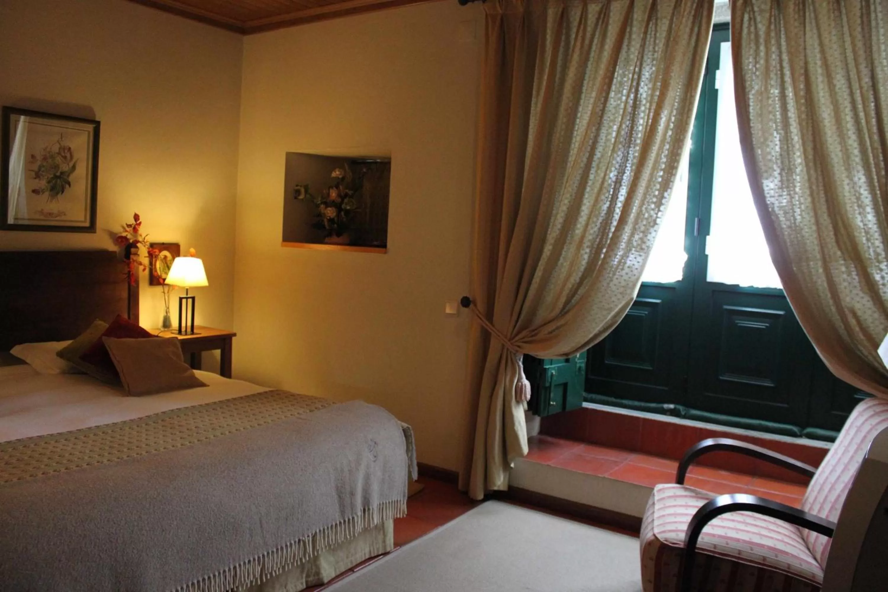 Garden view, Bed in Casa de Santa Ana da Beira