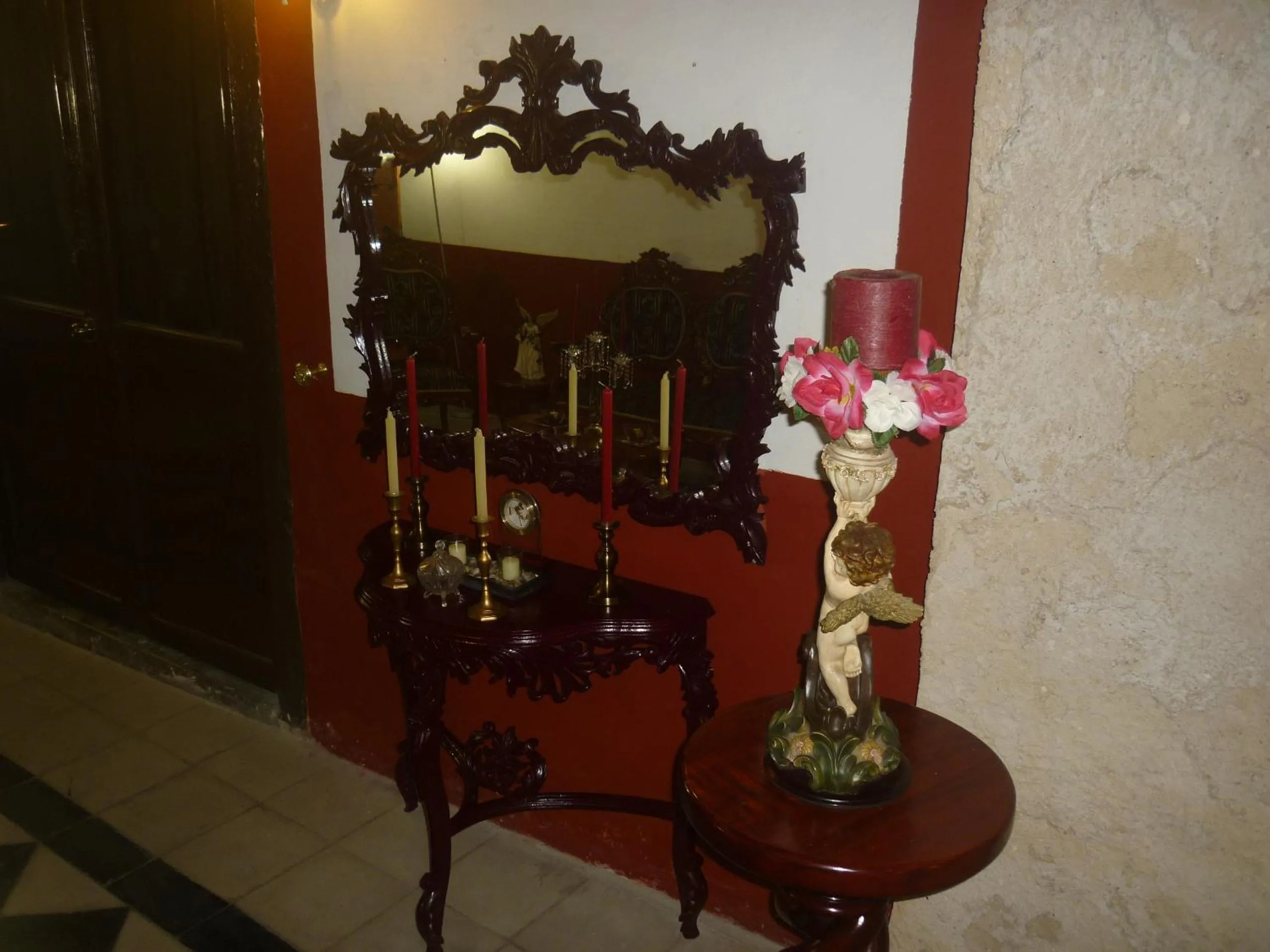 Decorative detail in Hotel Maya Ah Kim Pech