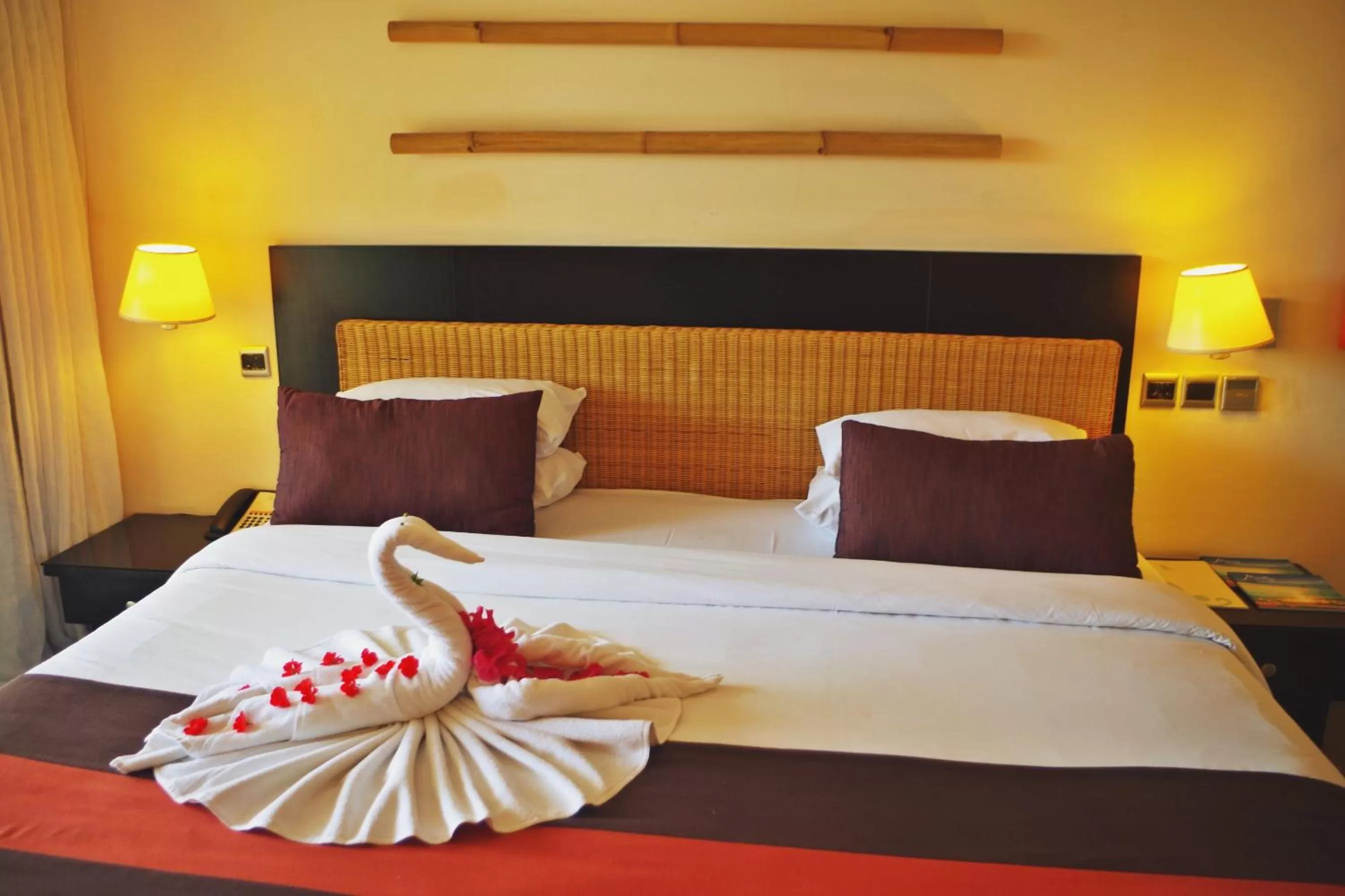 Bed in Pearle Beach Resort & Spa