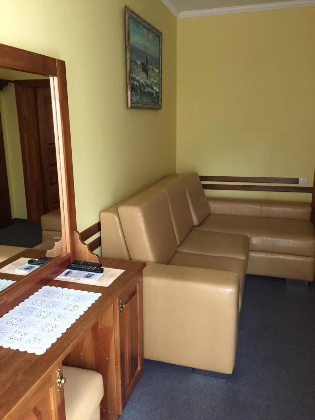 Seating Area in Maestro