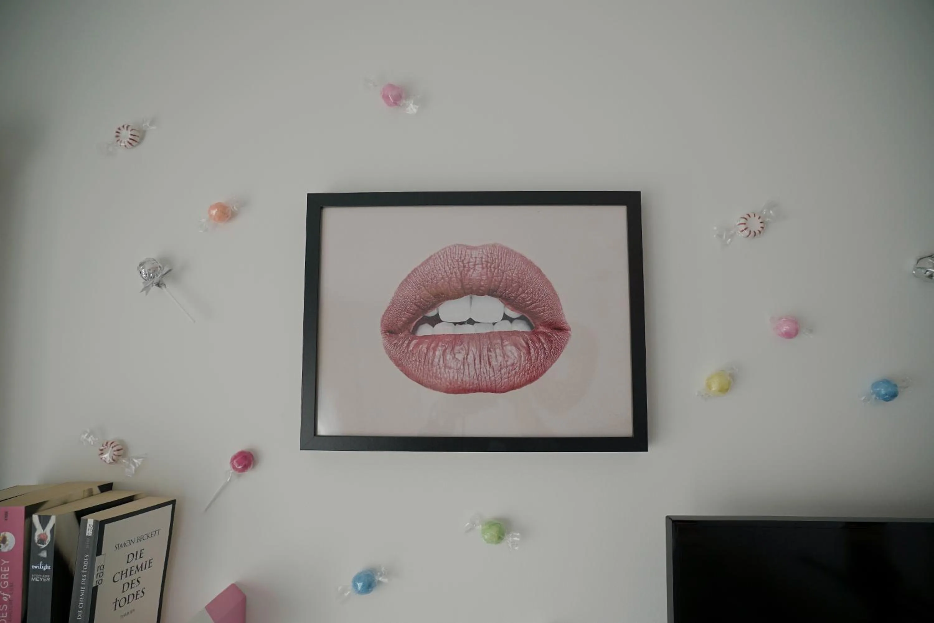 Decorative detail in Apartments Rosenthal Residence