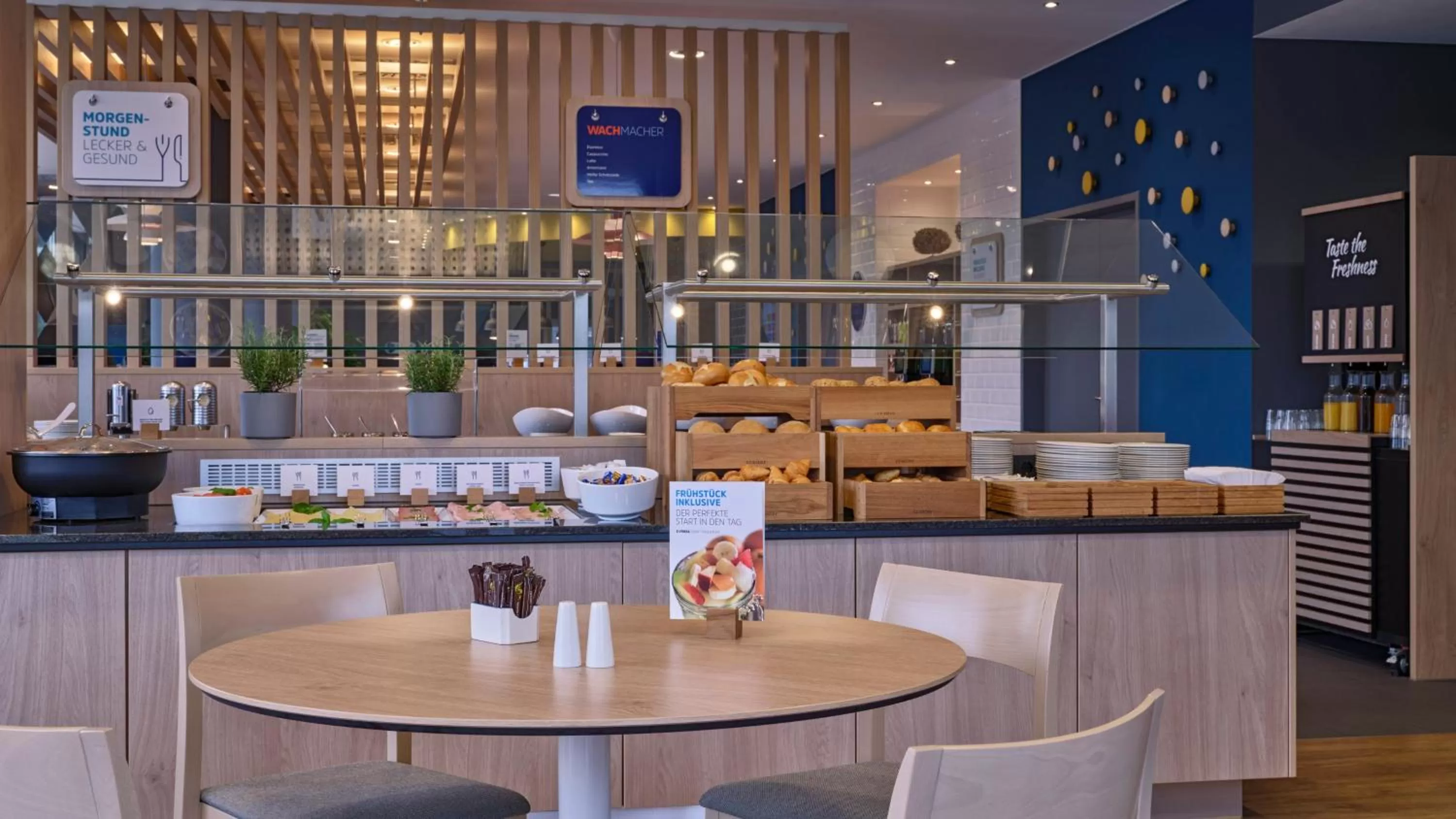 Breakfast in Holiday Inn Express Düsseldorf - City North by IHG