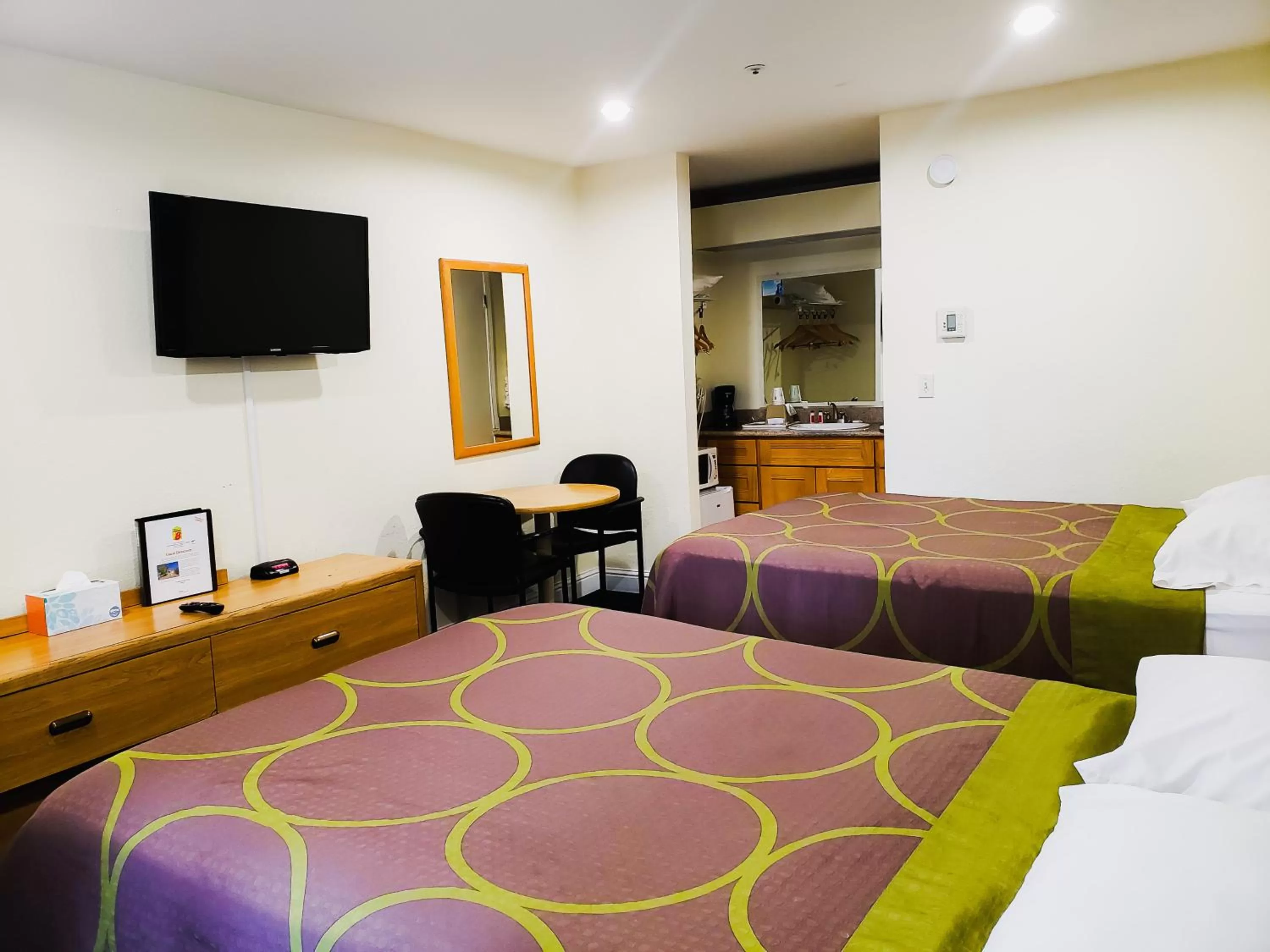 Bed in Super 8 by Wyndham Auburn