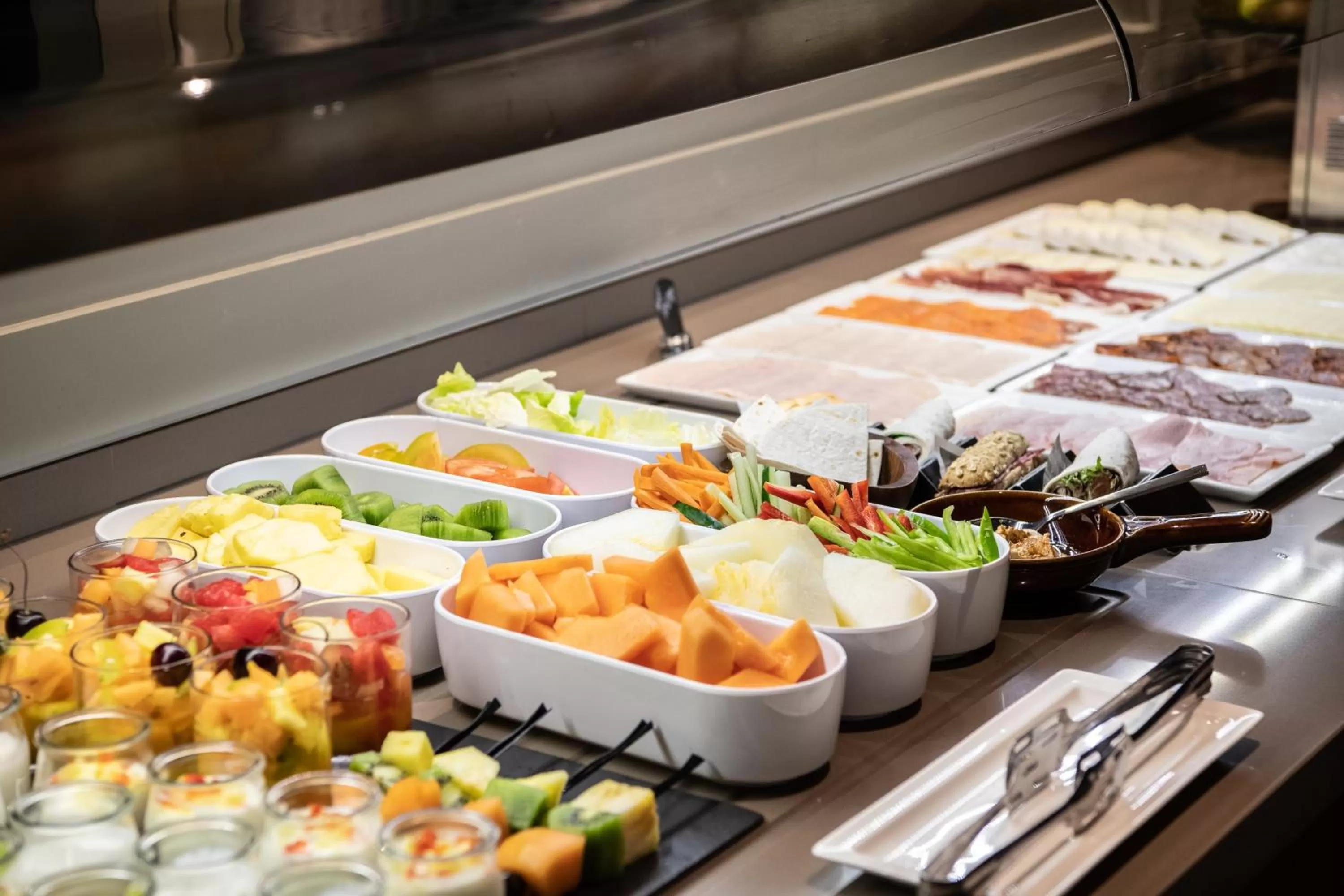 Buffet breakfast in Catalonia Gran Hotel Verdi