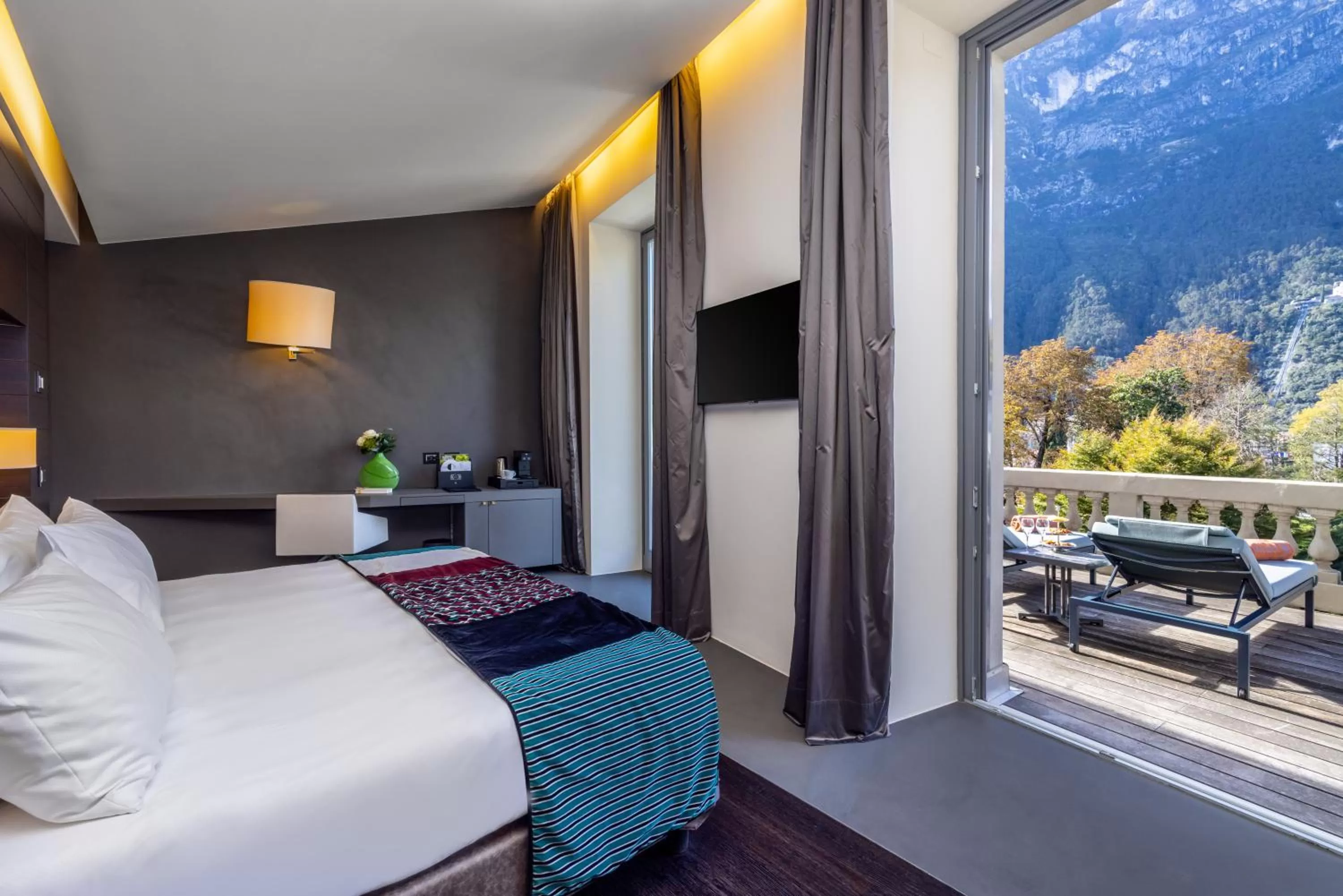 Photo of the whole room, Bed in Lido Palace - The Leading Hotels of the World