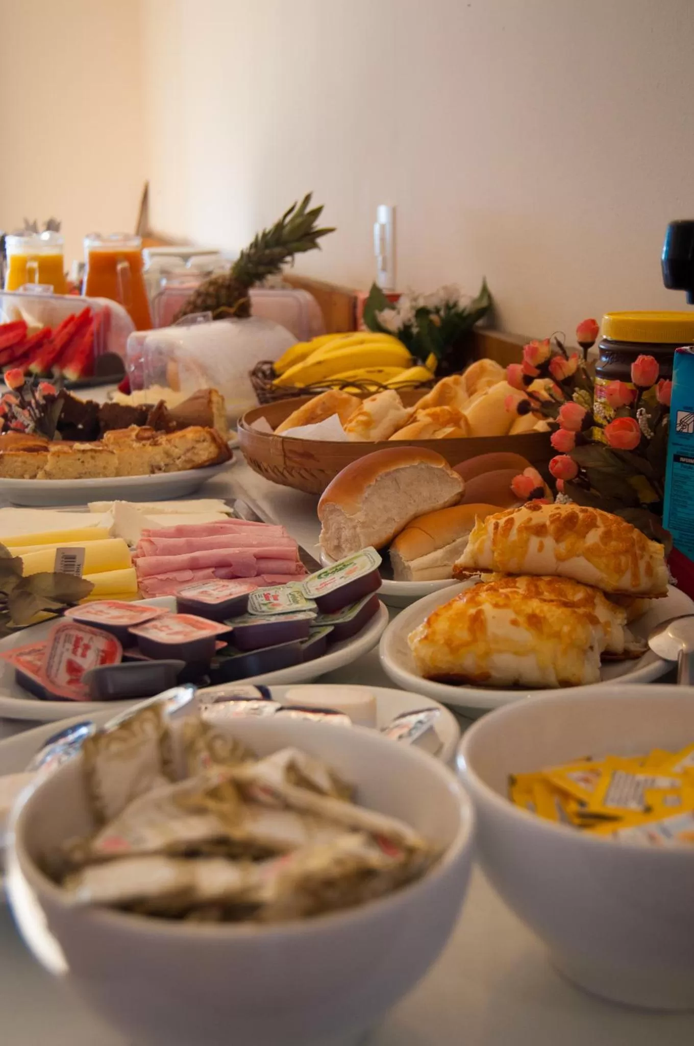 Breakfast in Refron du Mar Pousada Paraty