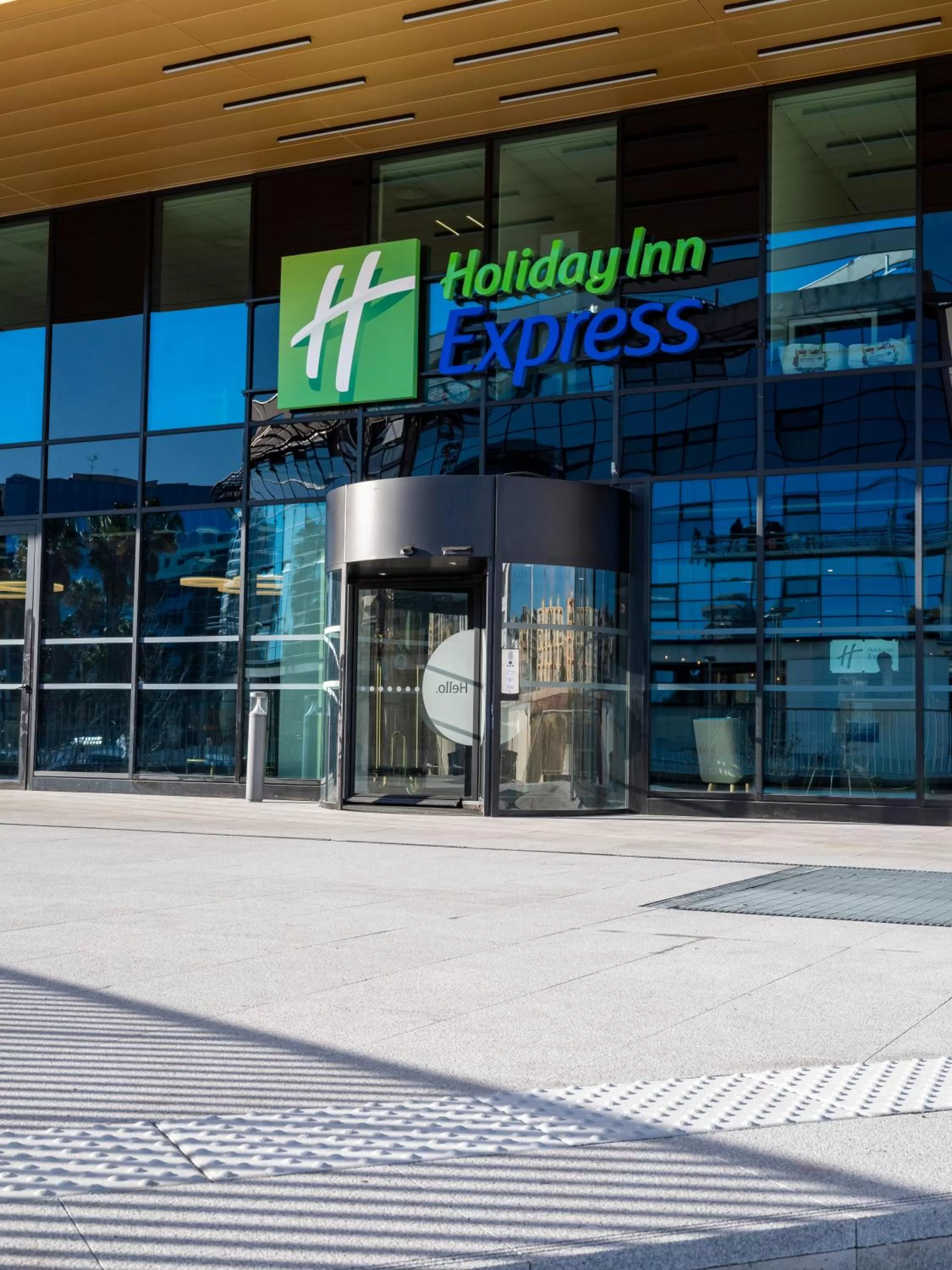 Facade/entrance in Holiday Inn Express - Nice - Grand Arenas by IHG