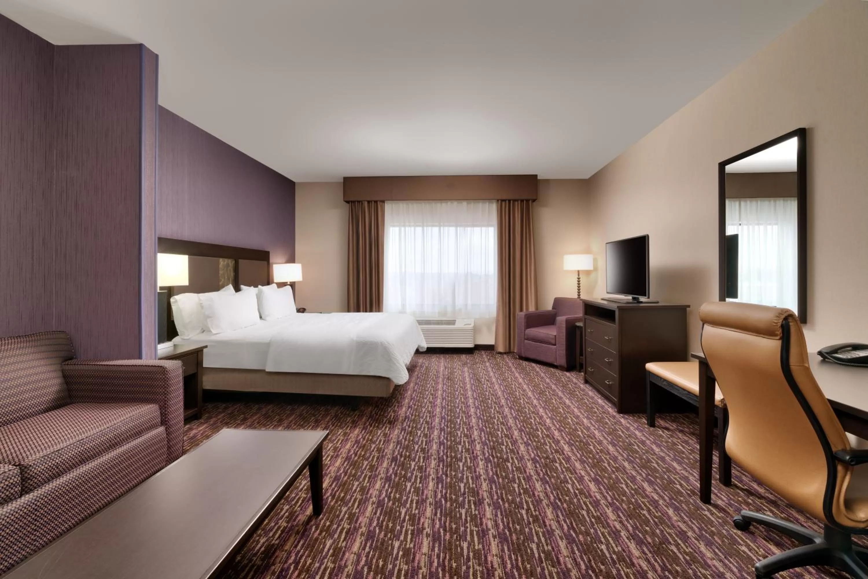 Bed in Holiday Inn Express Hotel & Suites Billings by IHG