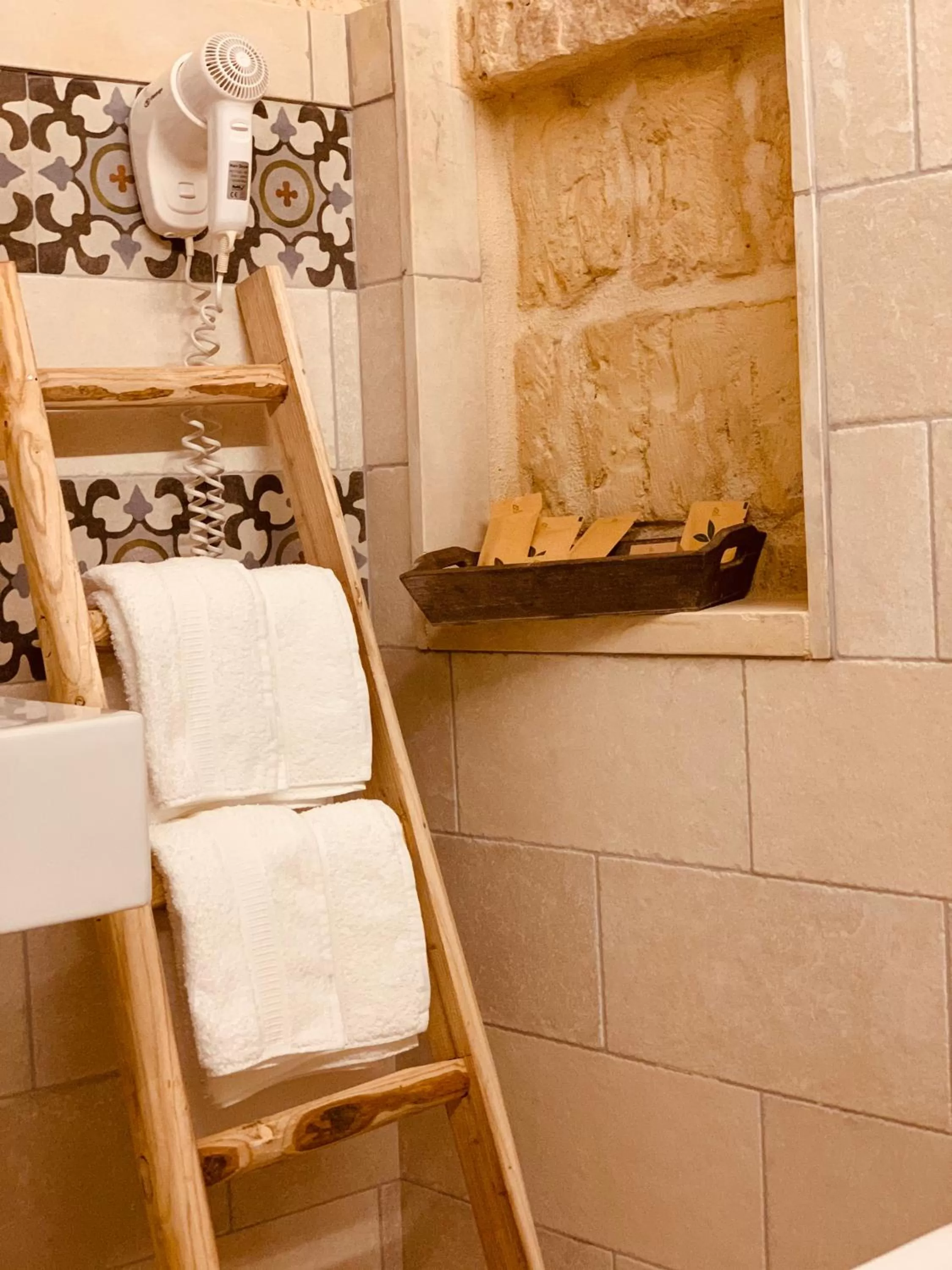 Bathroom in Masseria dei Monaci