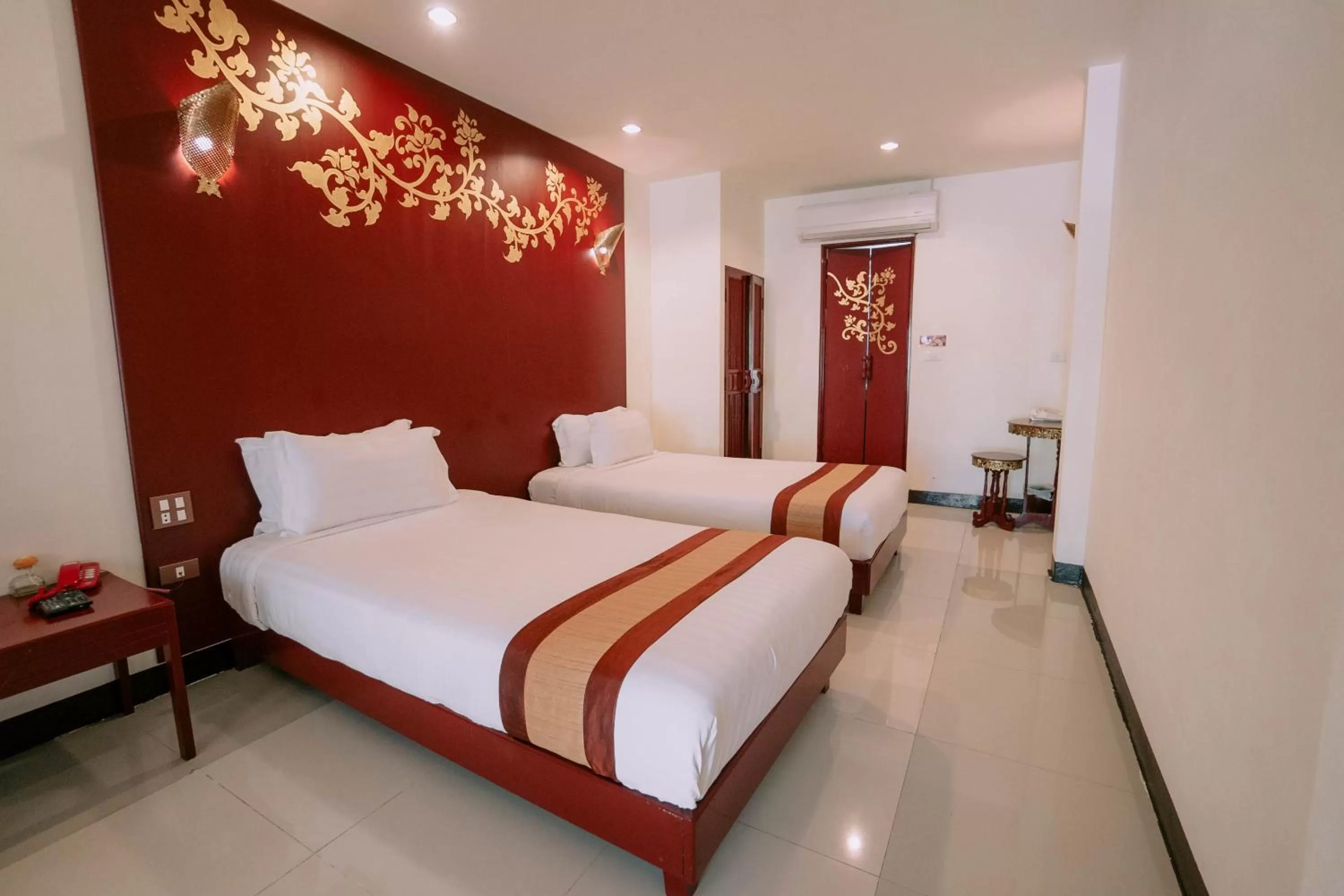 Bed in Sasidara Resort Nan