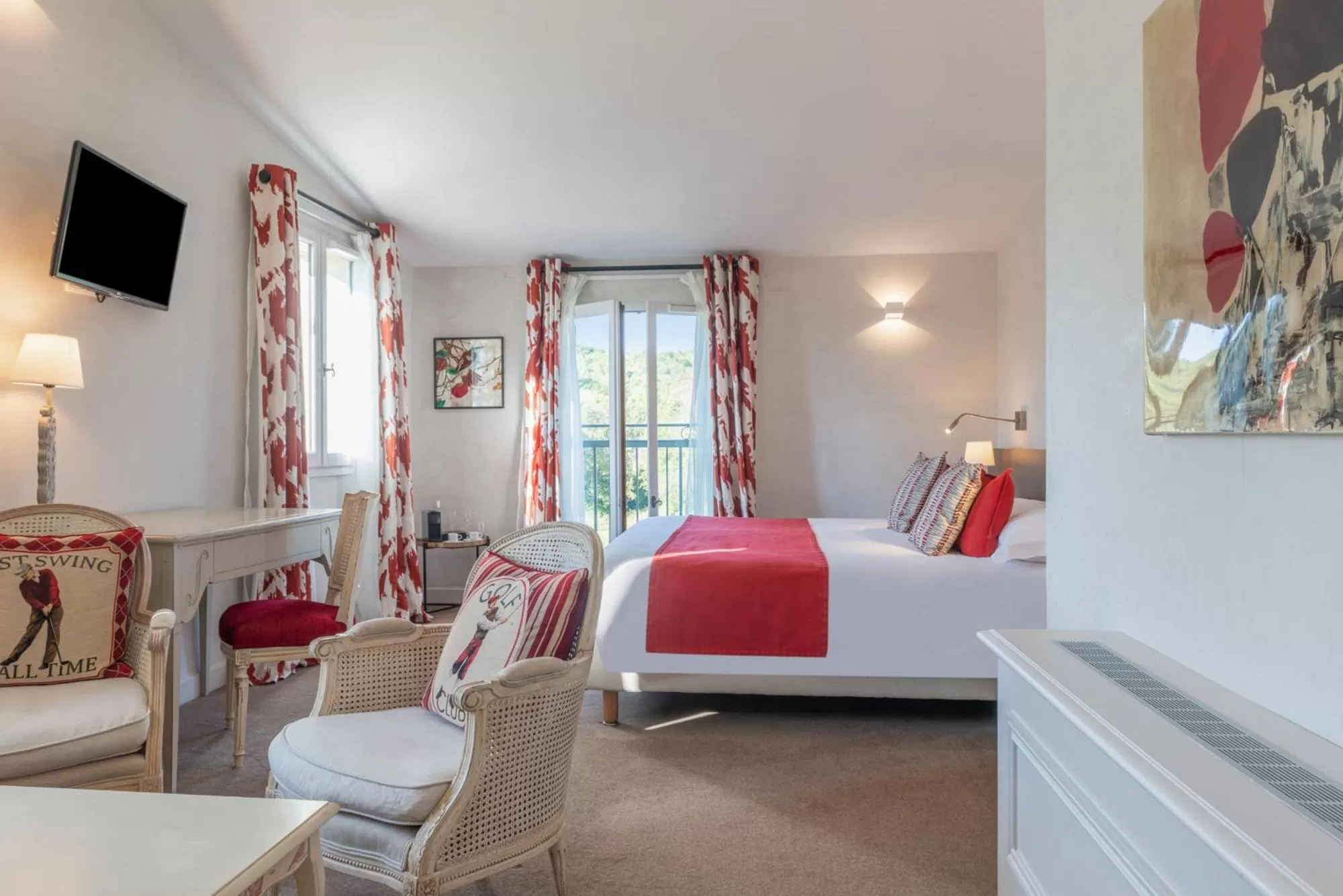 Bedroom, Bed in Hôtel Golf & Spa Château de la Bégude The Originals Collection