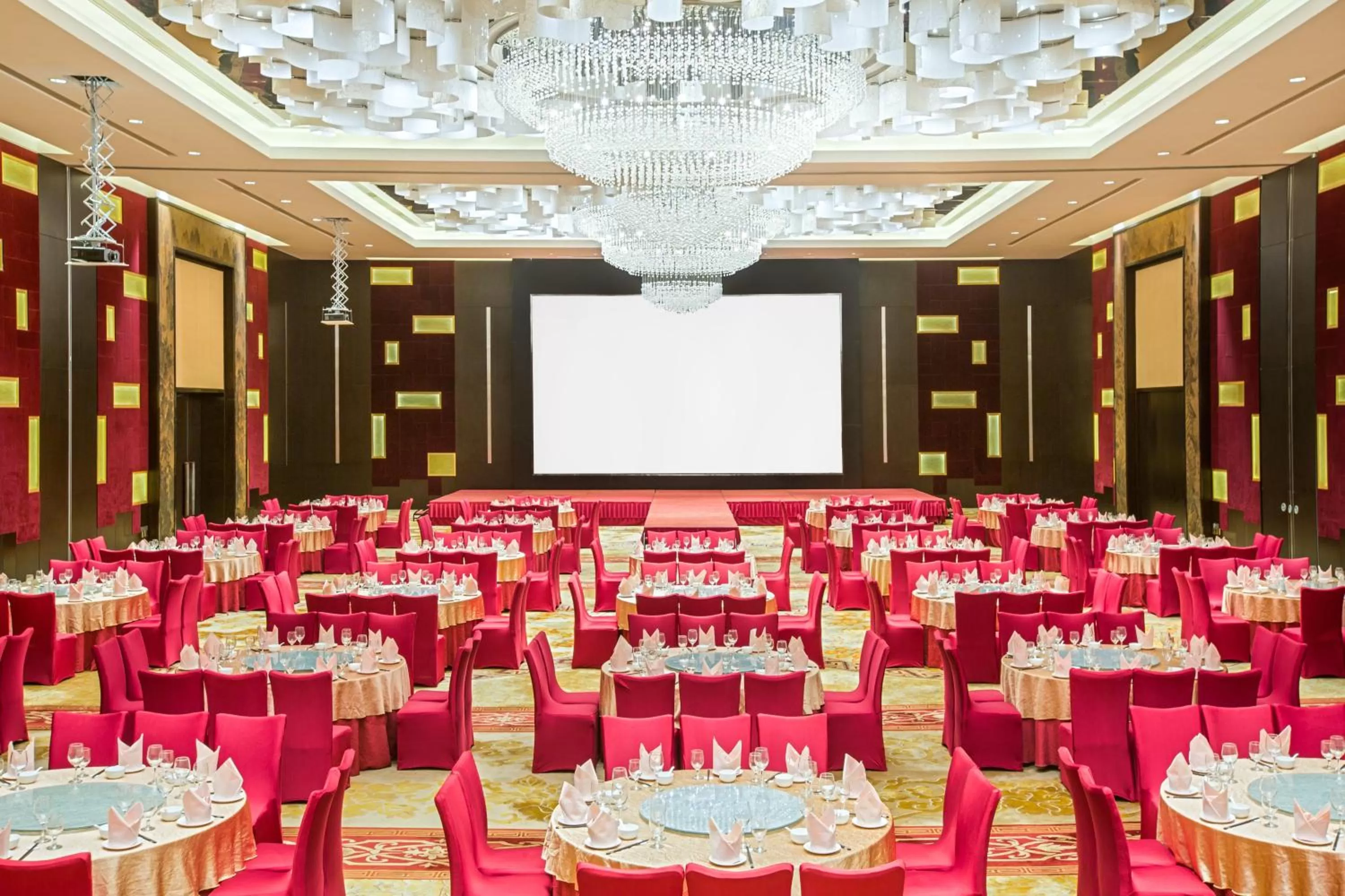 Banquet/Function facilities in Crowne Plaza Guangzhou Huadu by IHG