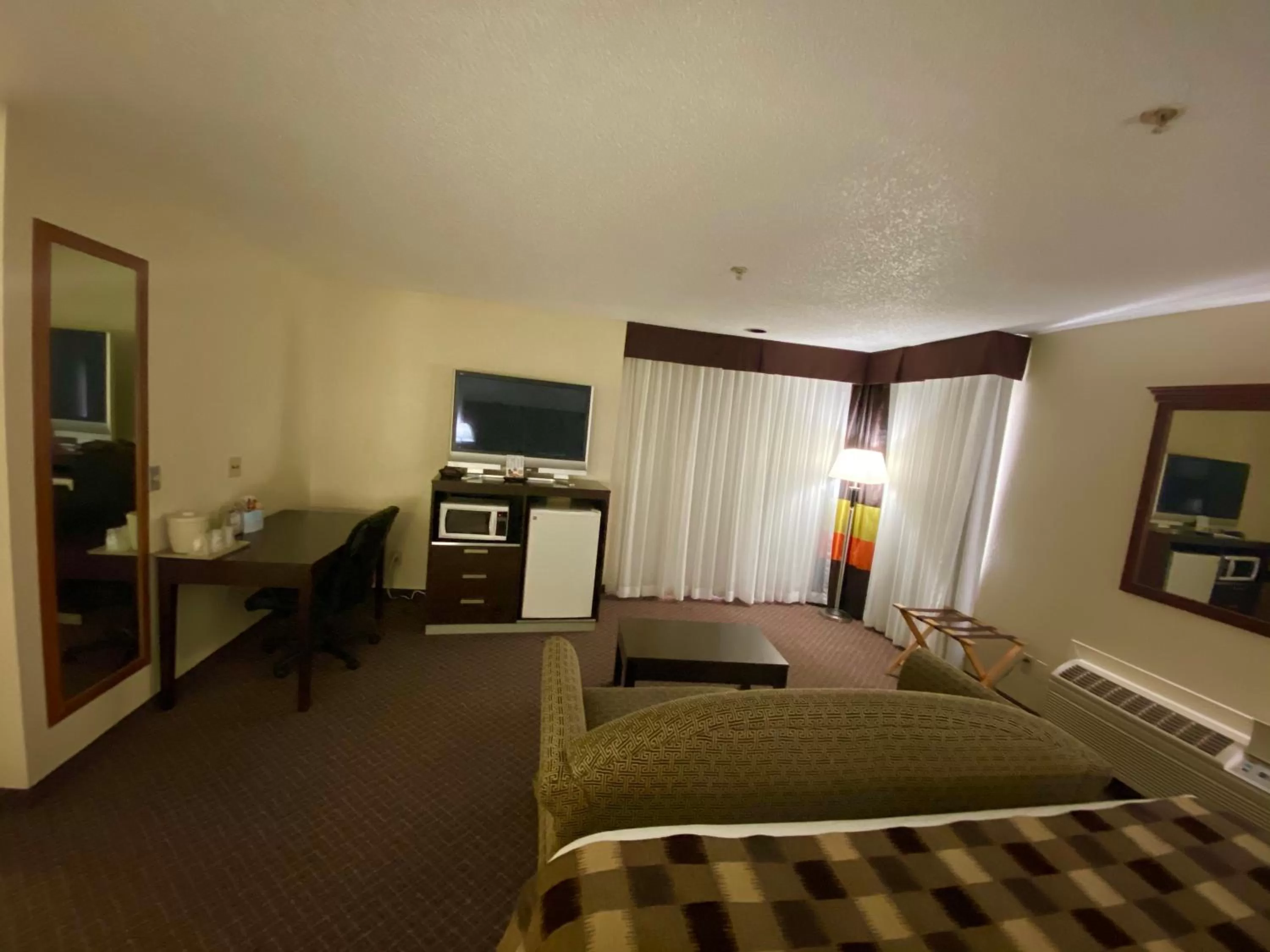 Bedroom, Bed in Baymont by Wyndham Smyrna