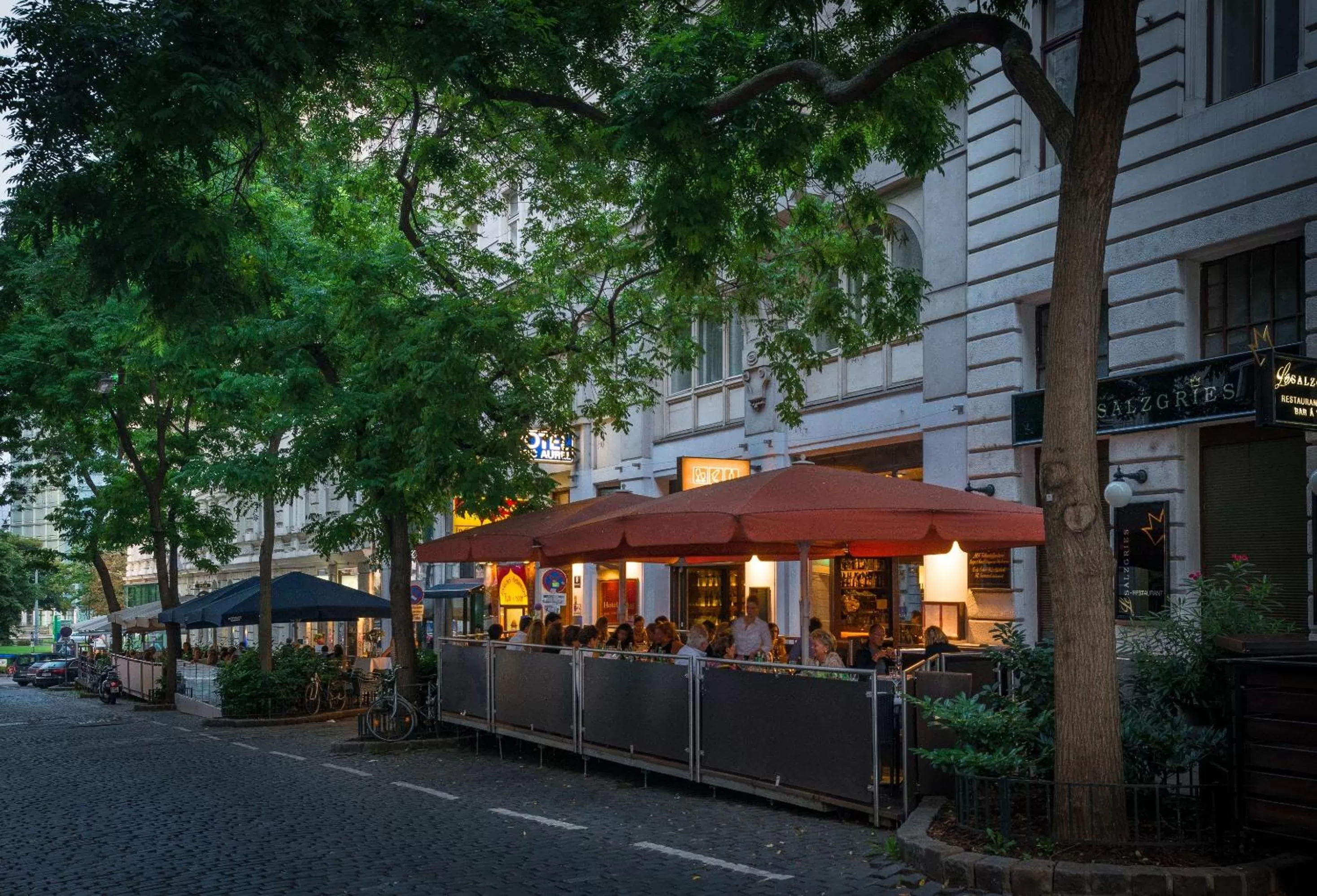 Restaurant/places to eat in Hotel Marc Aurel - Vienna City Center