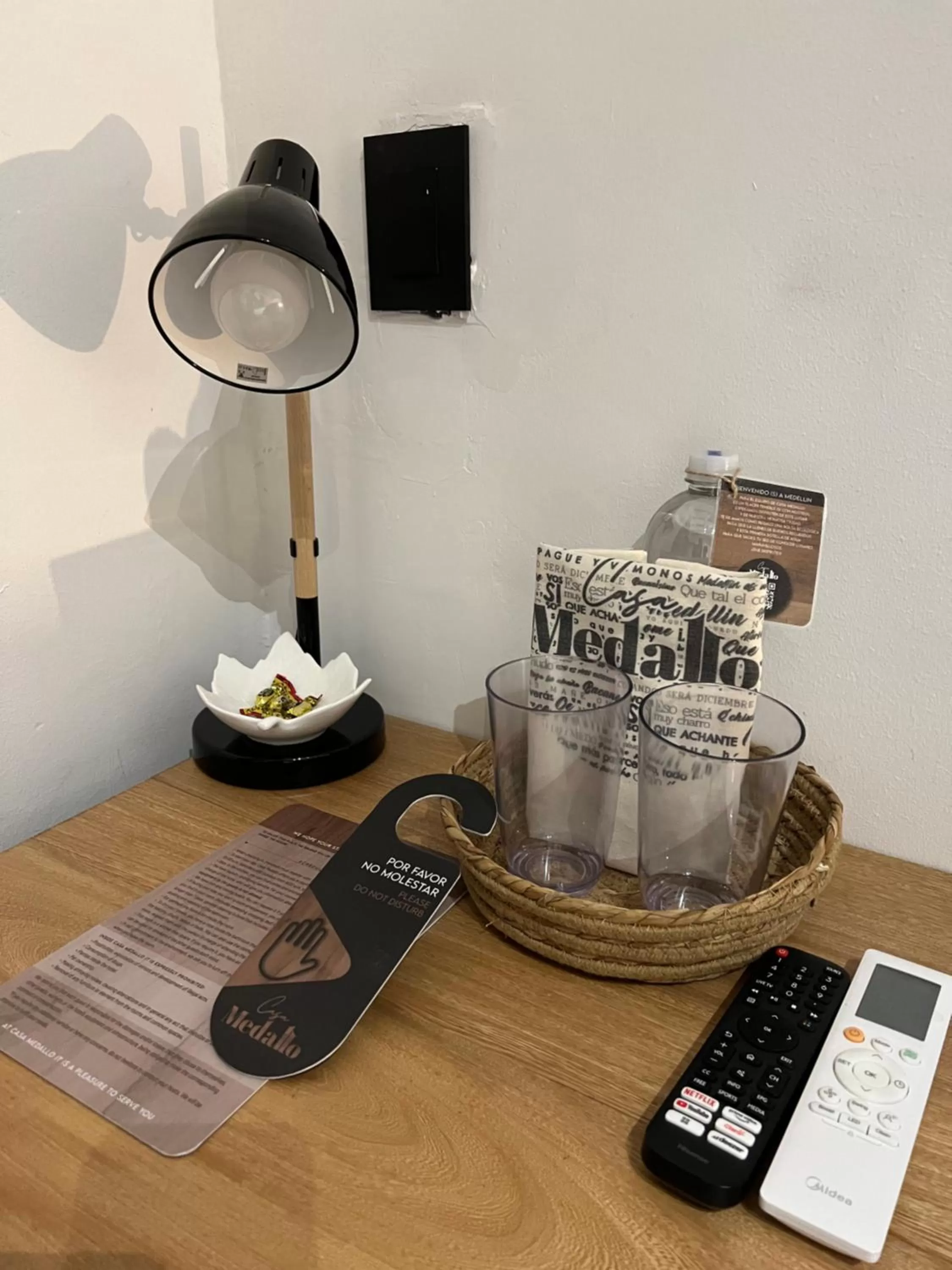 Decorative detail in Casa Medallo