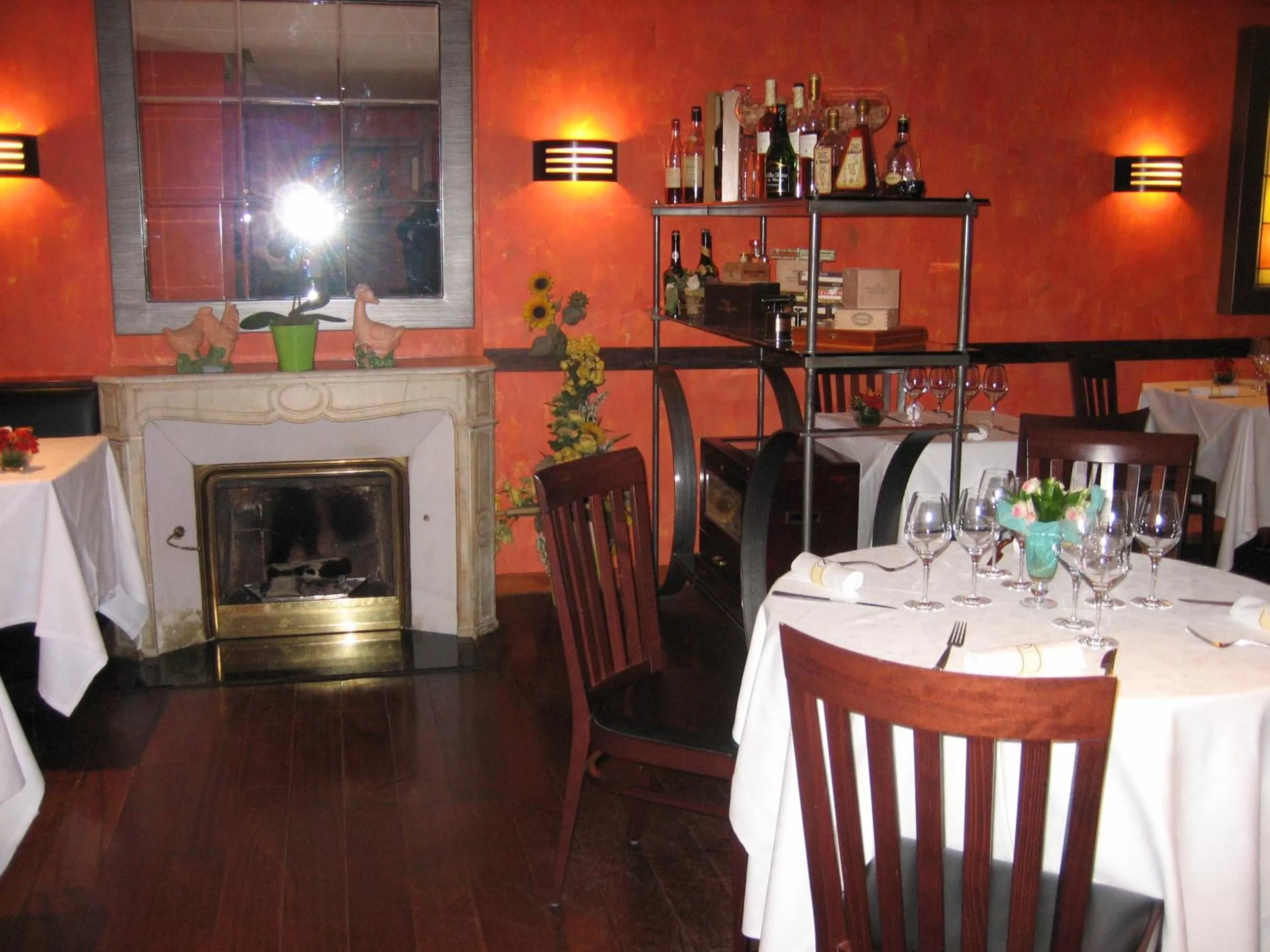 Restaurant/Places to Eat in Les Berceaux