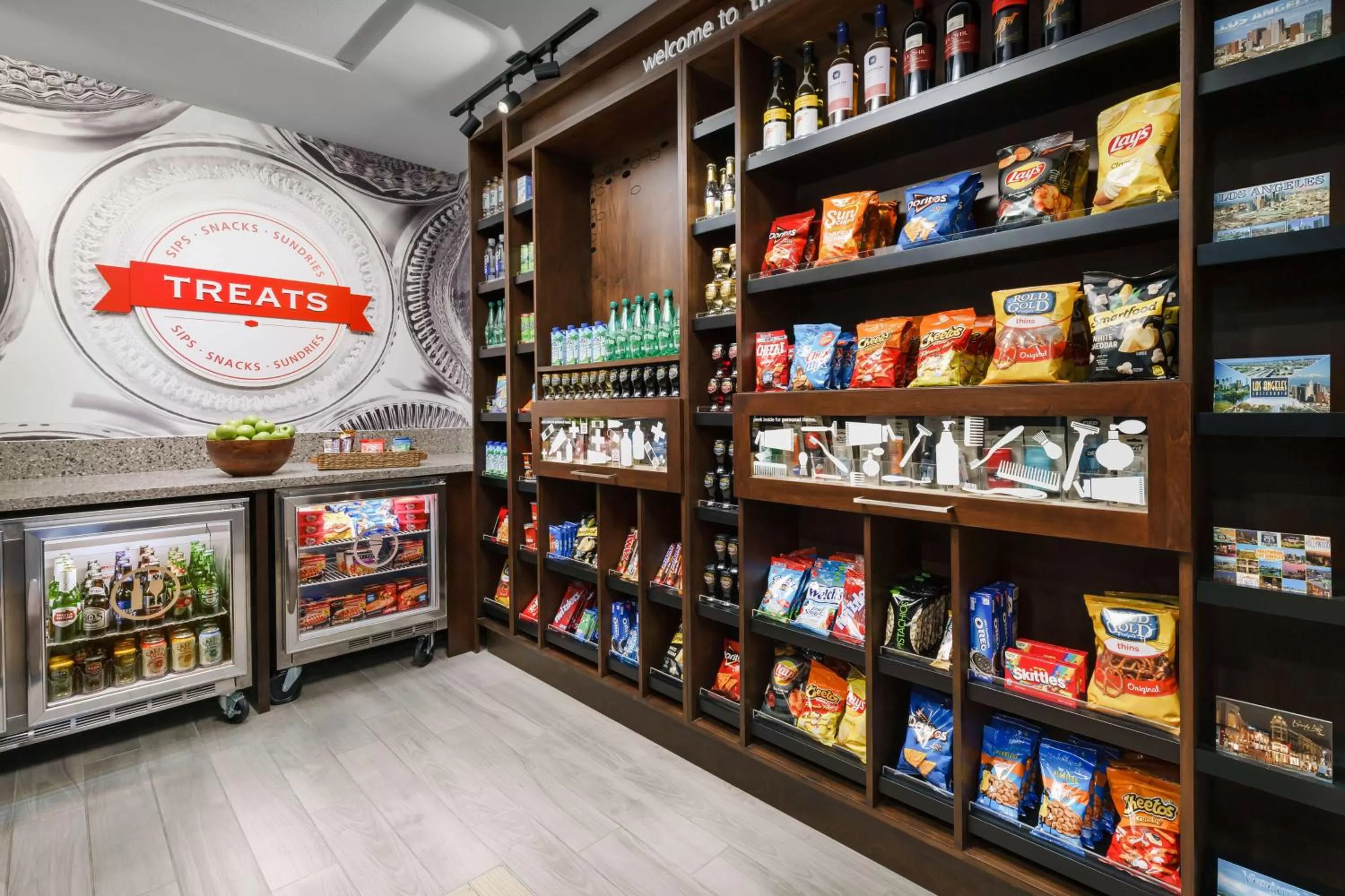 Restaurant/places to eat in Hampton Inn & Suites Thousand Oaks