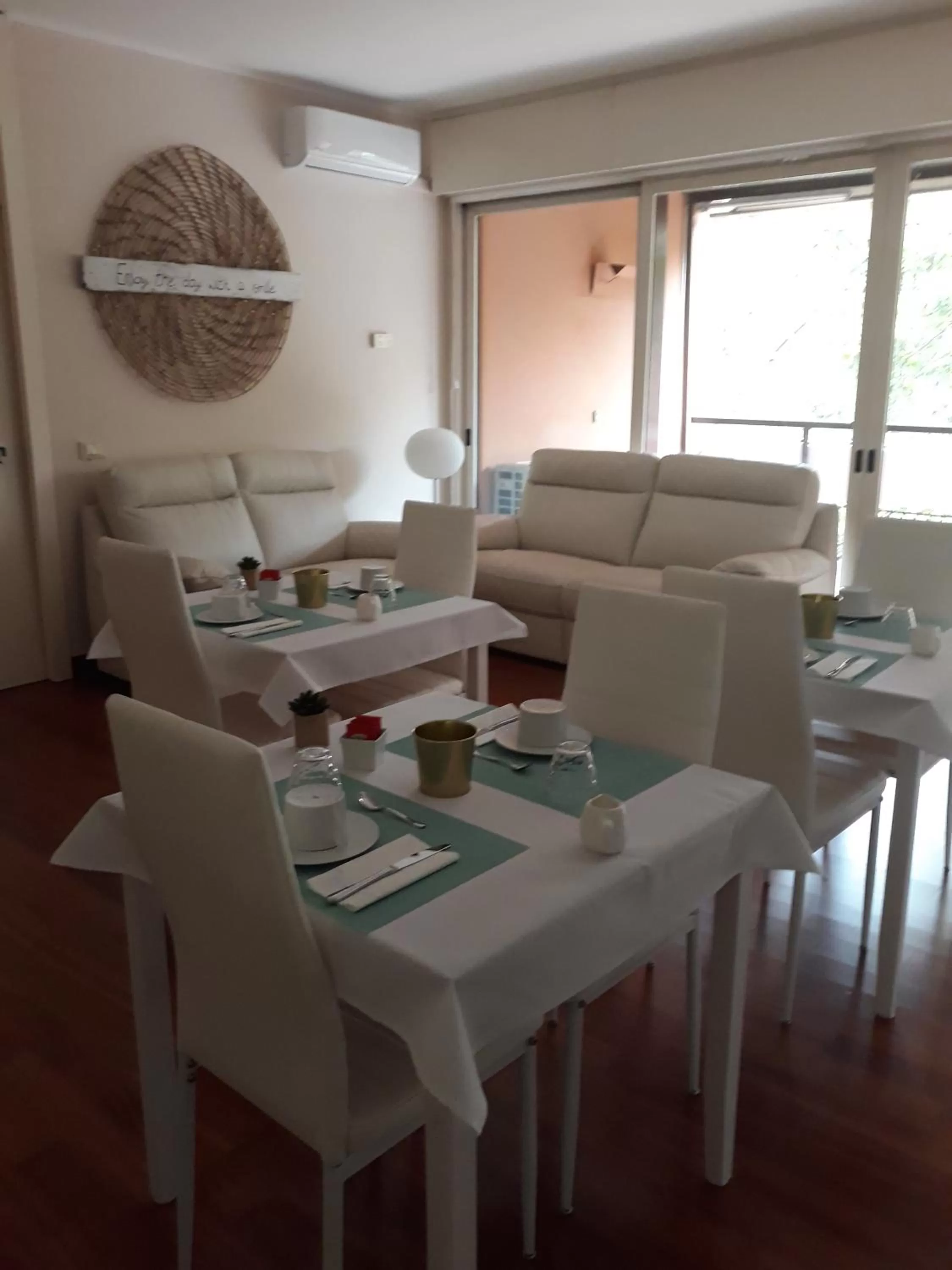 Communal lounge/ TV room in A Casa di Grace