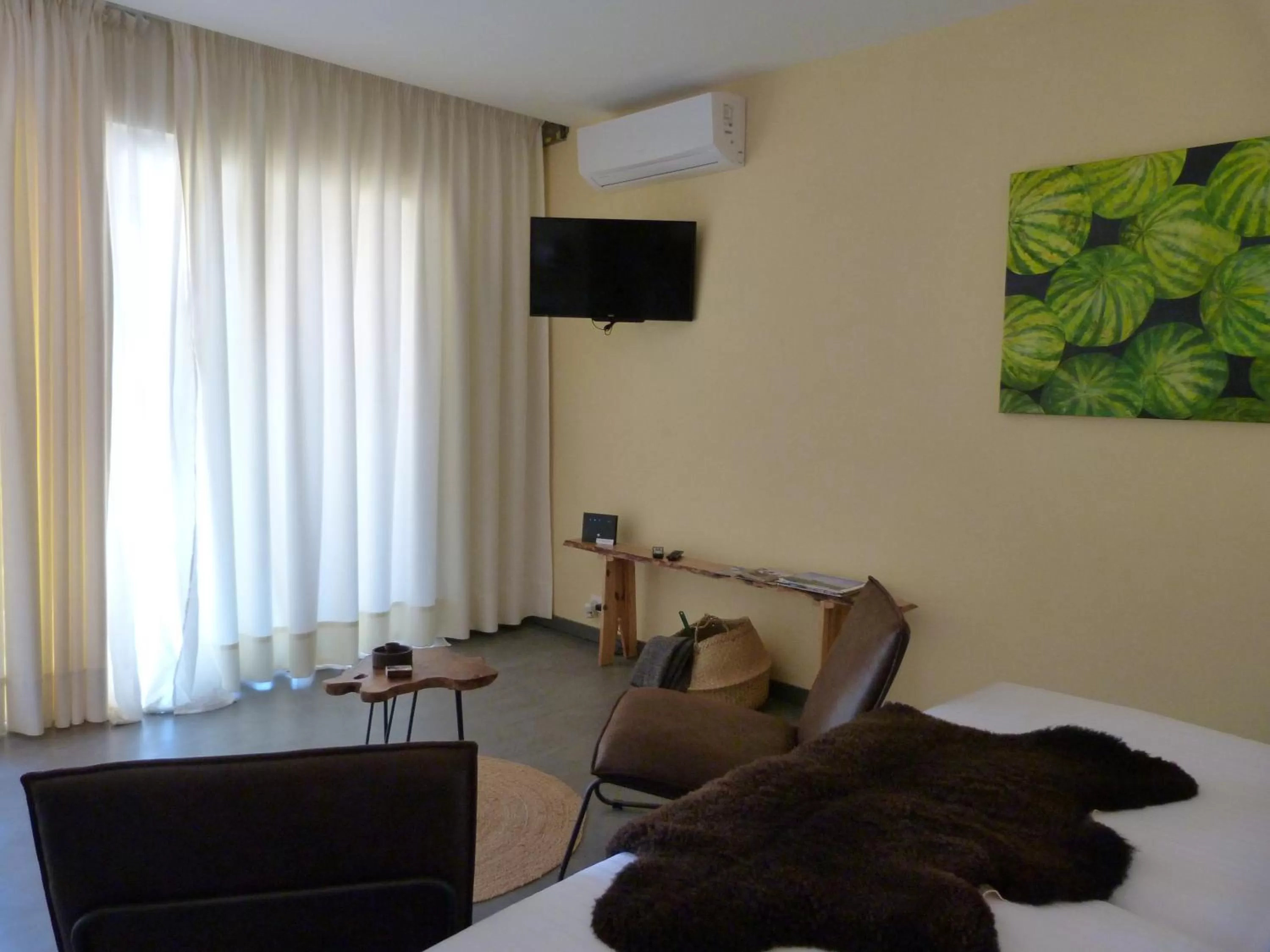 Garden view, Bed in Trendy and Luxe B&B and Garden Suite